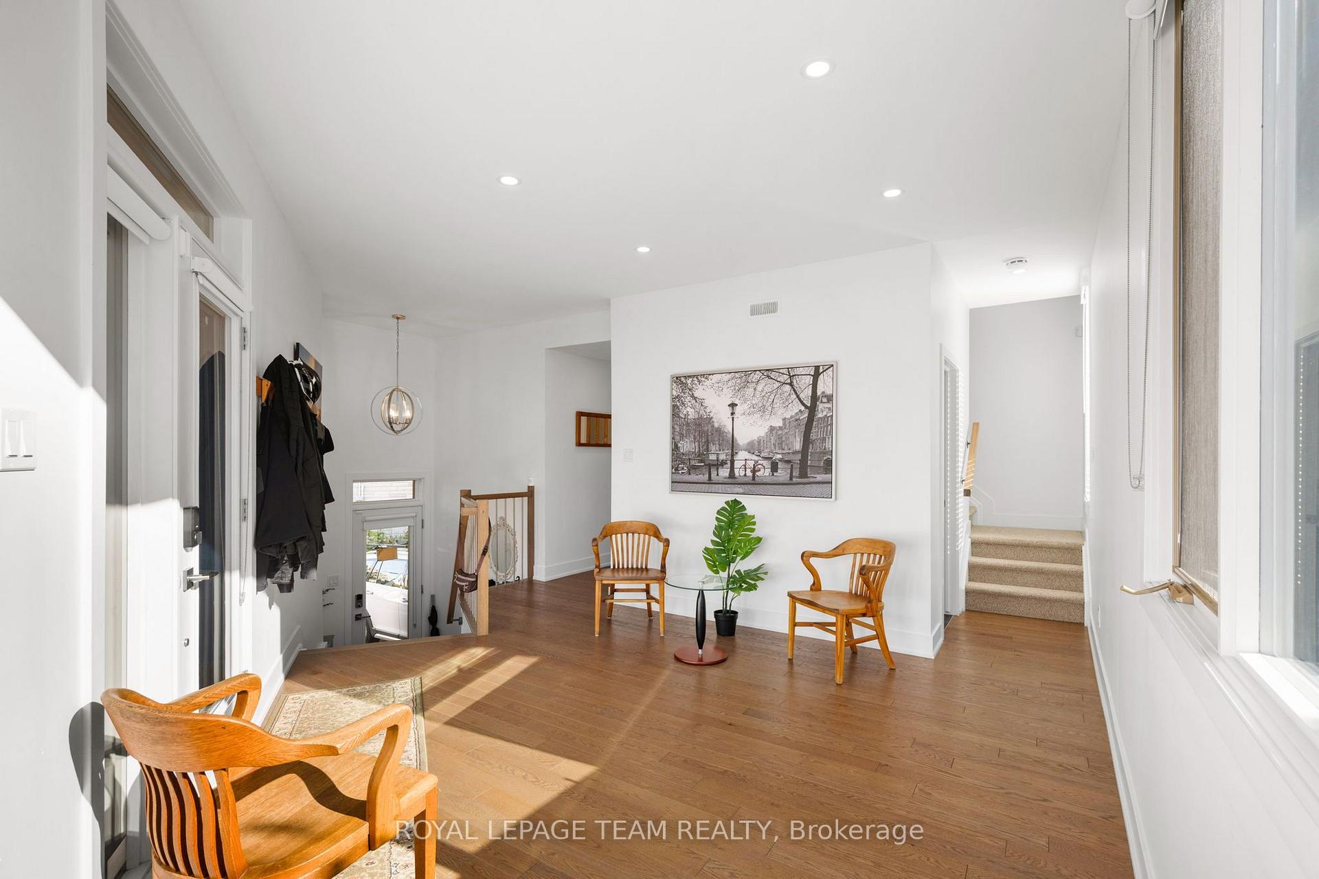 Photo 5 of 53 Merton Street, Ottawa, Hintonburg — HOMEH