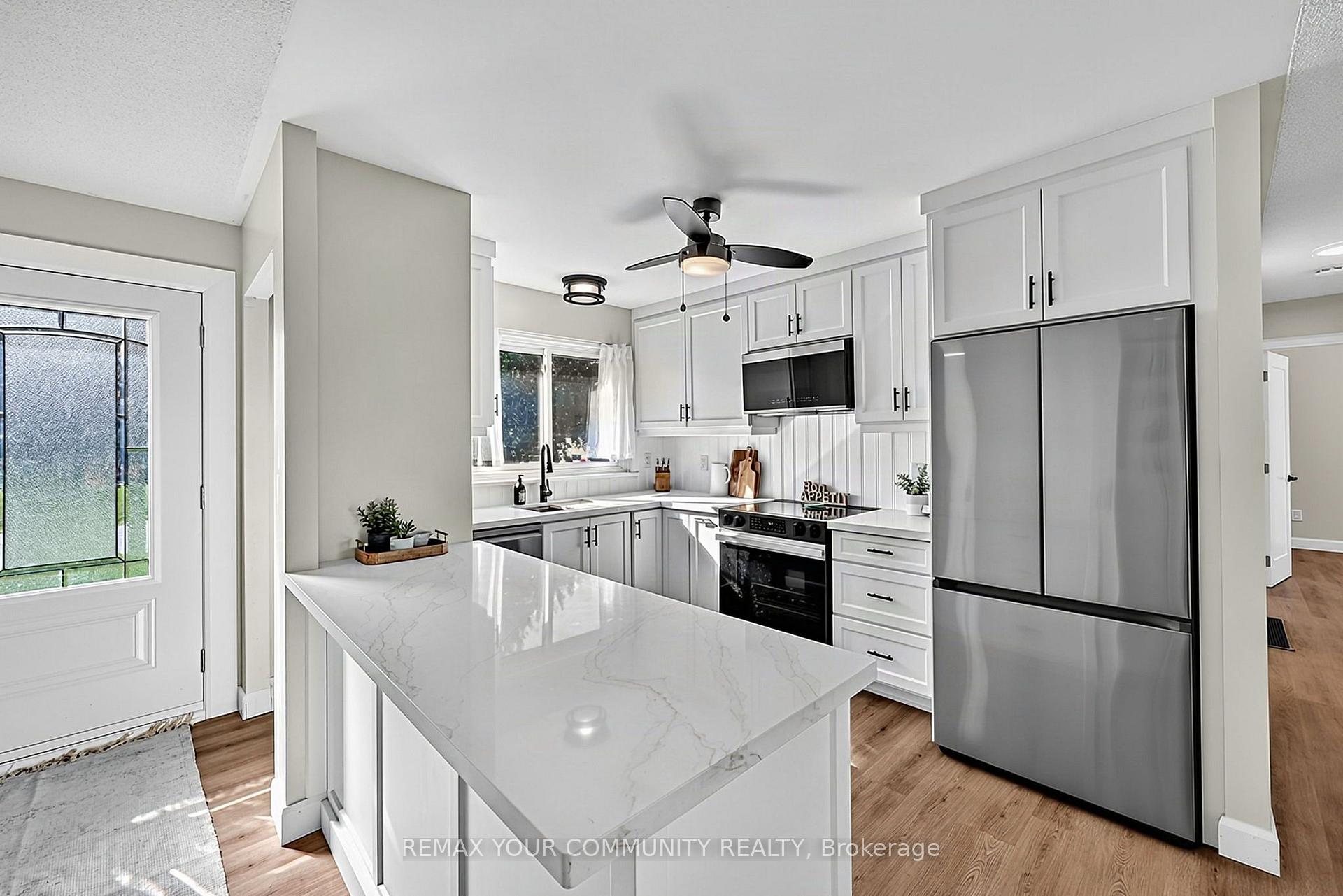 Photo 10 of 239 Sunset Crescent, Innisfil, Stroud — HOMEH