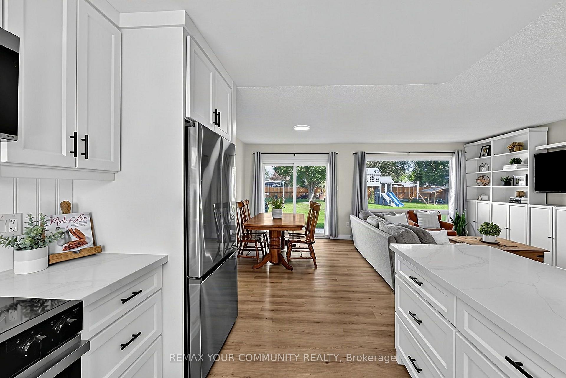 Photo 13 of 239 Sunset Crescent, Innisfil, Stroud — HOMEH