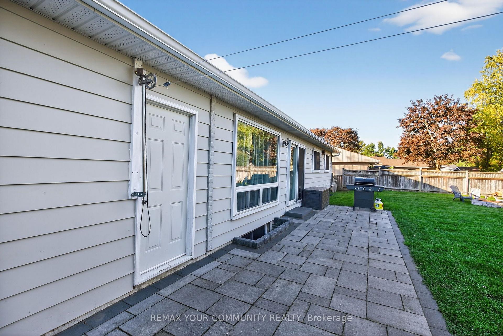 Photo 27 of 239 Sunset Crescent, Innisfil, Stroud — HOMEH