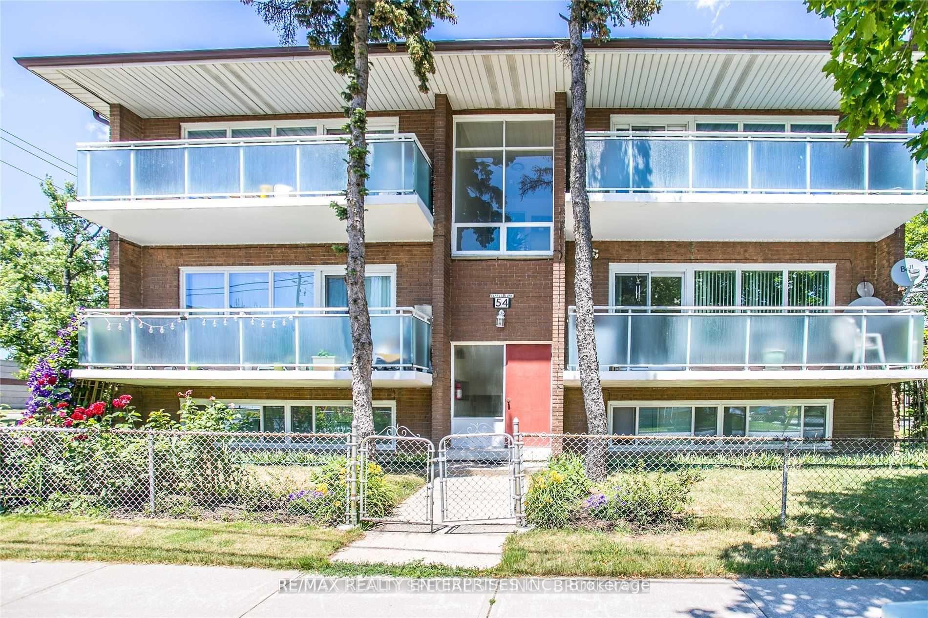 Photo 1 of 54 Rabbit Lane, Etobicoke, Eringate-Centennial-West Deane — HOMEH