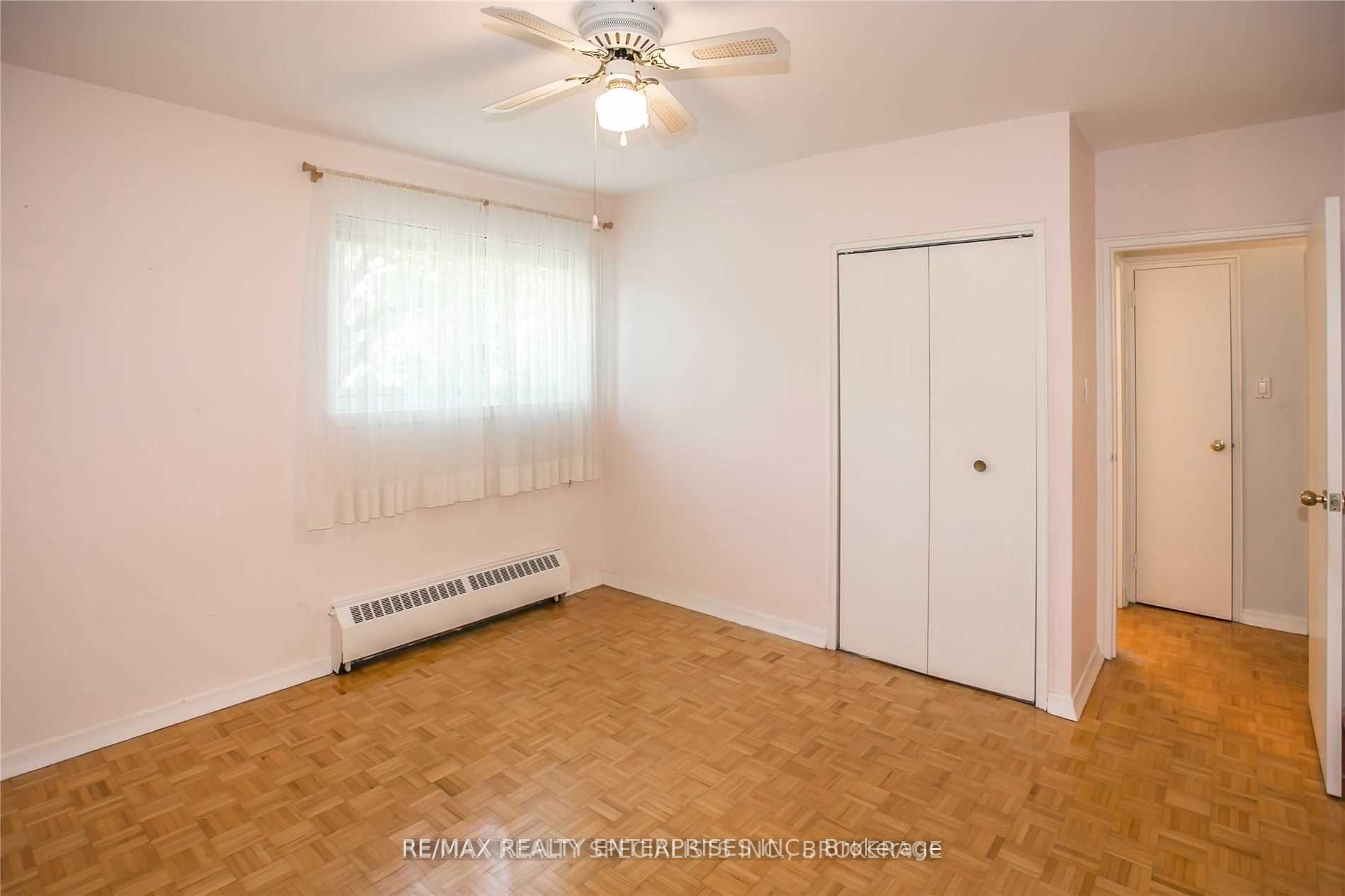 Photo 29 of 54 Rabbit Lane, Etobicoke, Eringate-Centennial-West Deane — HOMEH
