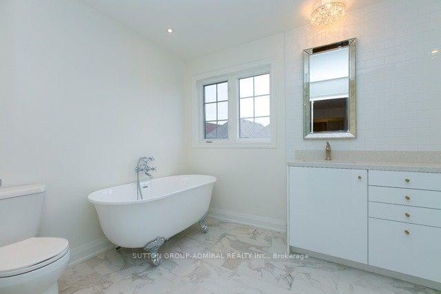 Photo 13 of 447 Lady Nadia Drive, Vaughan, Patterson — HOMEH