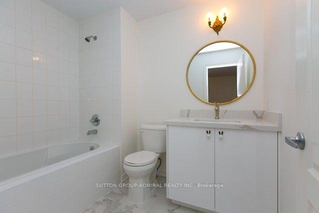 Photo 14 of 447 Lady Nadia Drive, Vaughan, Patterson — HOMEH