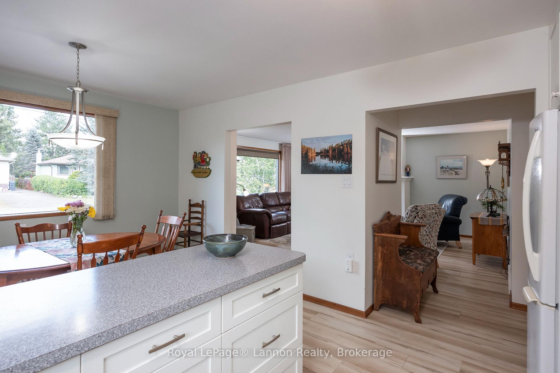 Photo 22 of 315 Rona Street, Thunder Bay, Current River — HOMEH