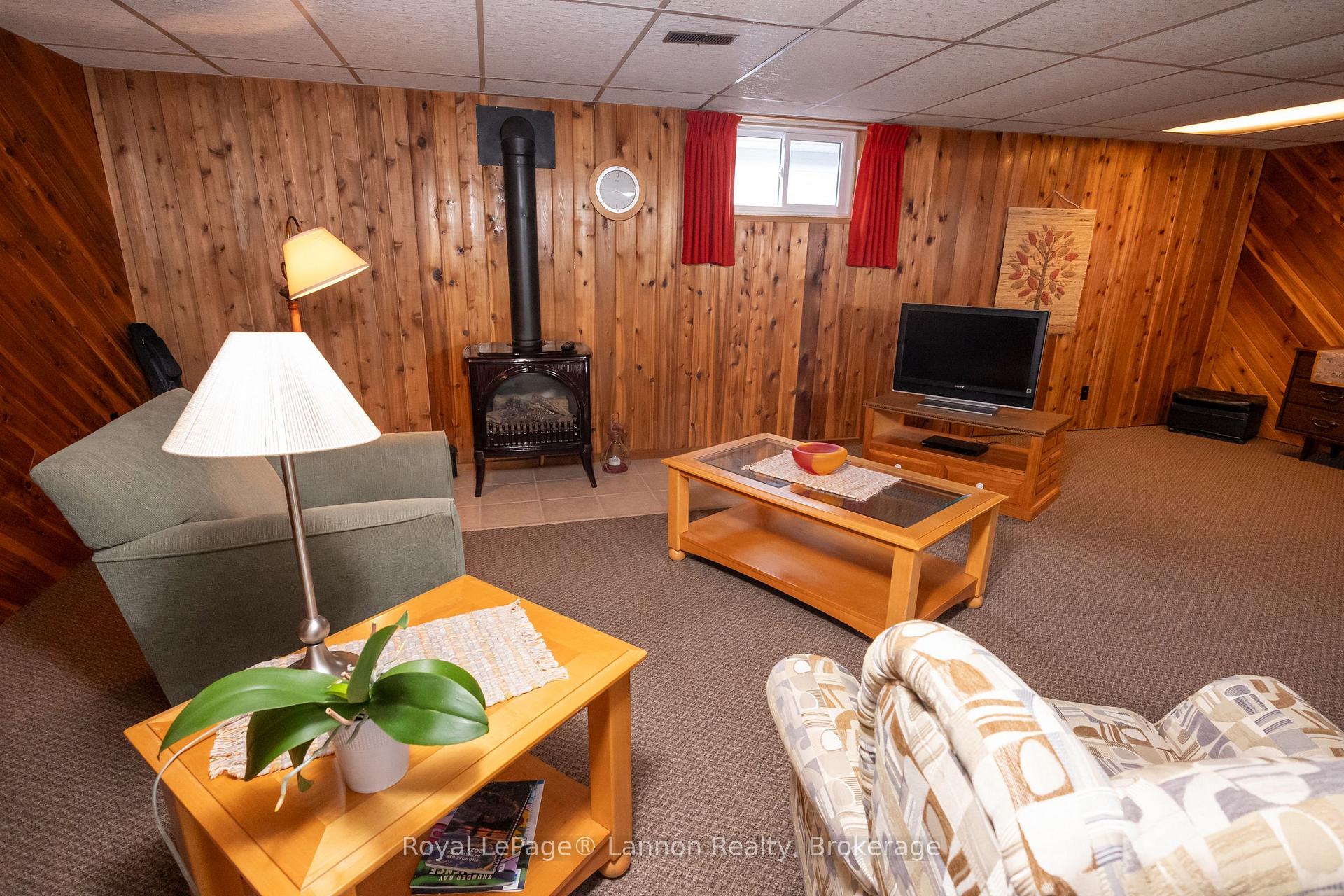 Photo 41 of 315 Rona Street, Thunder Bay, Current River — HOMEH