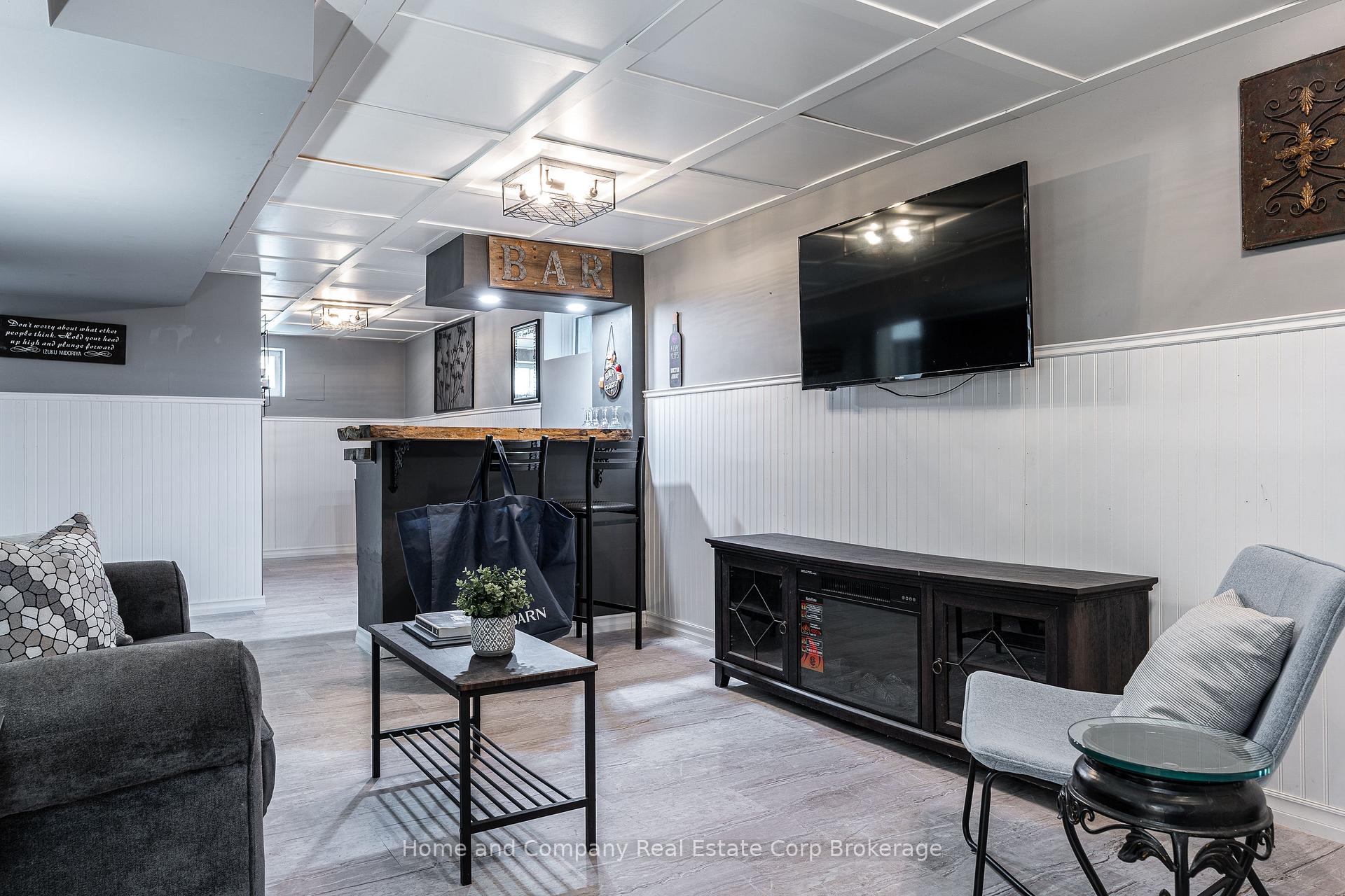 Photo 5 of 14 Burritt Street, Stratford — HOMEH