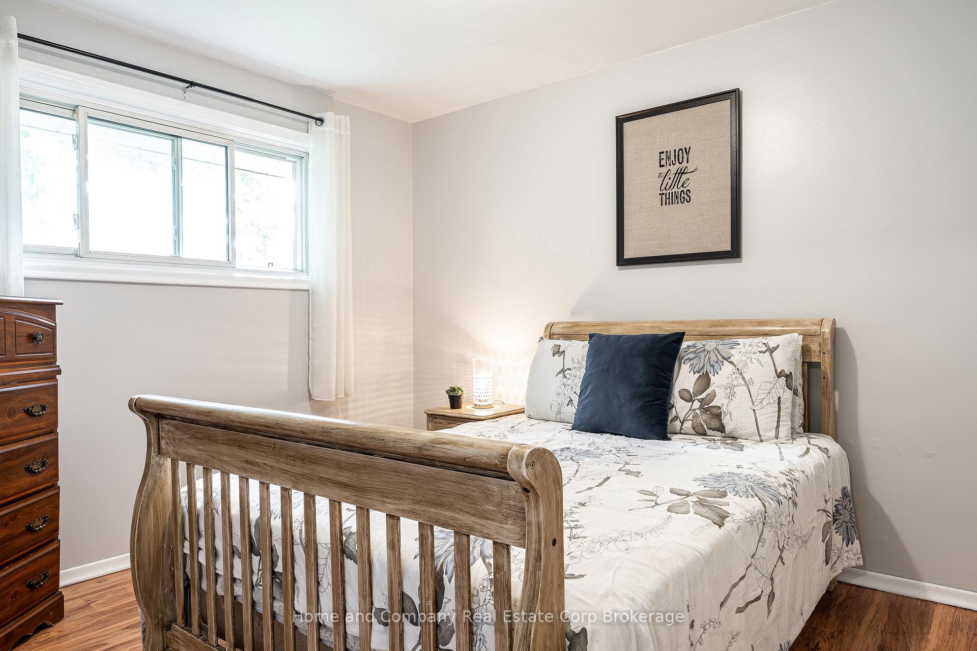 Photo 20 of 14 Burritt Street, Stratford — HOMEH