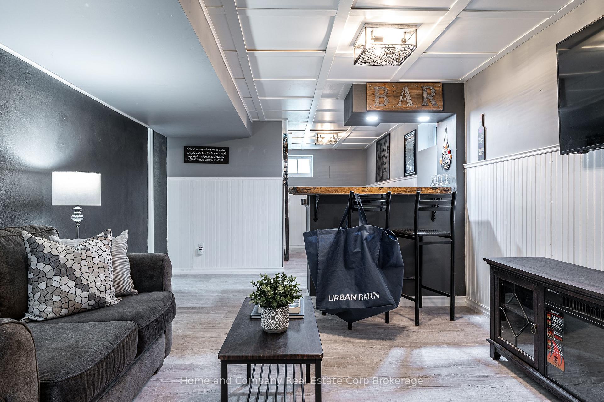 Photo 27 of 14 Burritt Street, Stratford — HOMEH