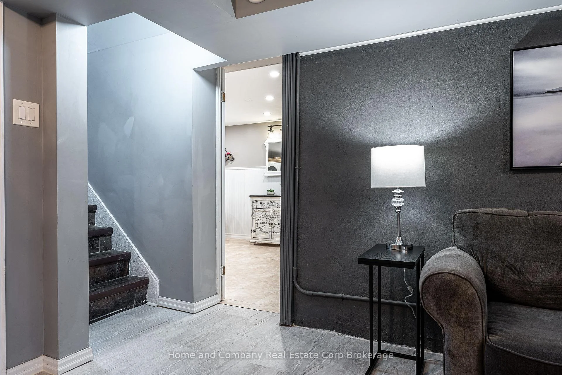 Photo 26 of 14 Burritt Street, Stratford — HOMEH