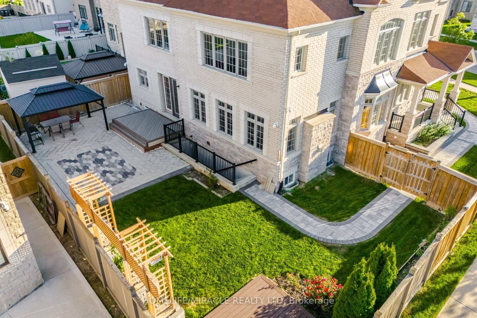 Photo 42 of 7 Anatolia Street, Brampton, Toronto Gore Rural Estate — HOMEH