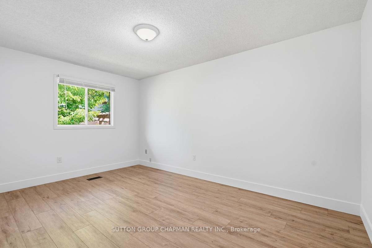 Photo 13 of 955 Lawson Road, London, North I — HOMEH
