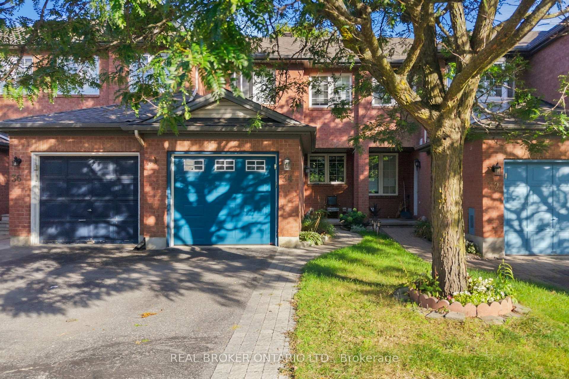 Photo 1 of 34 Scout Street, Ottawa, Central Park — HOMEH