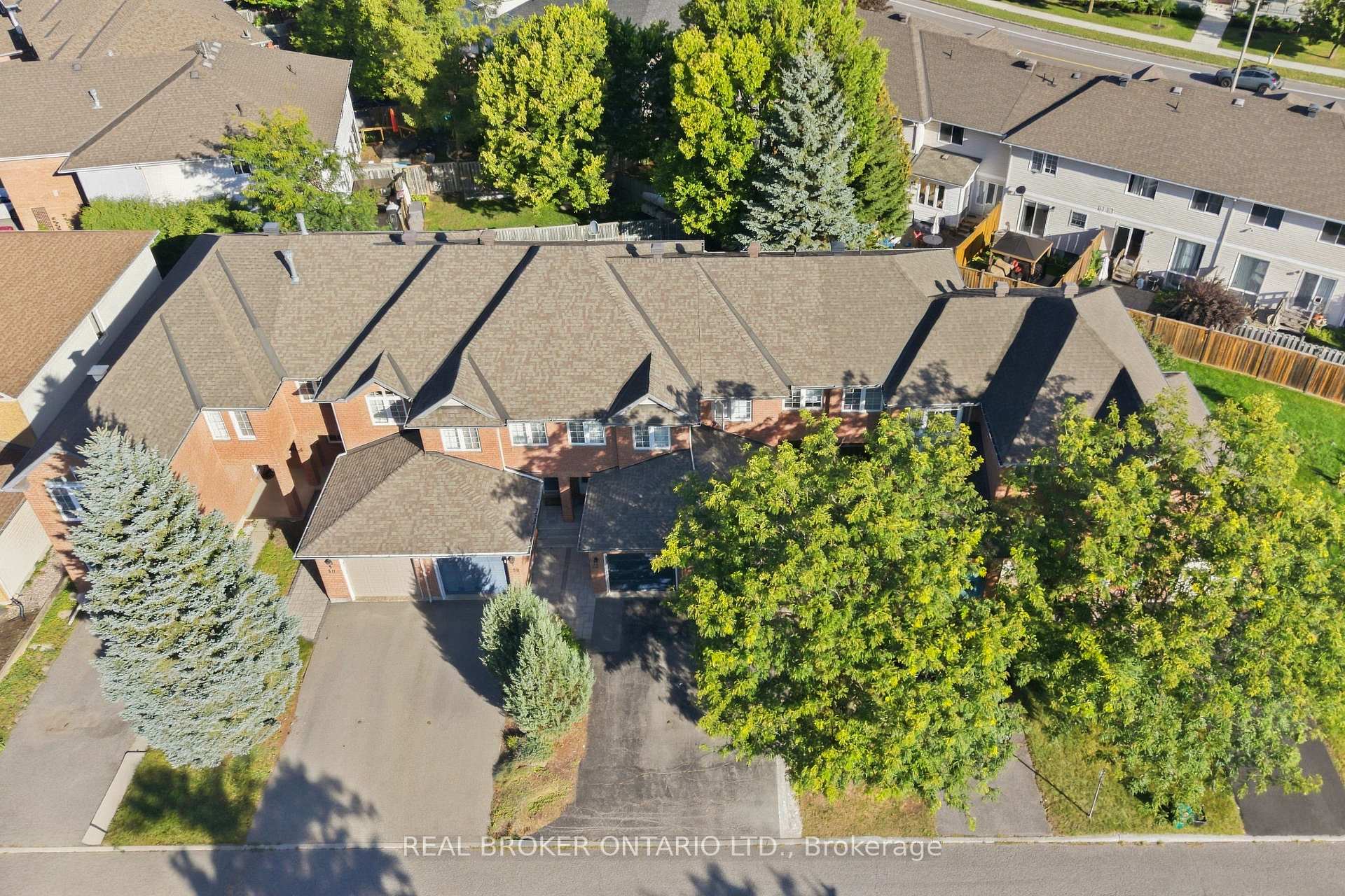 Photo 8 of 34 Scout Street, Ottawa, Central Park — HOMEH