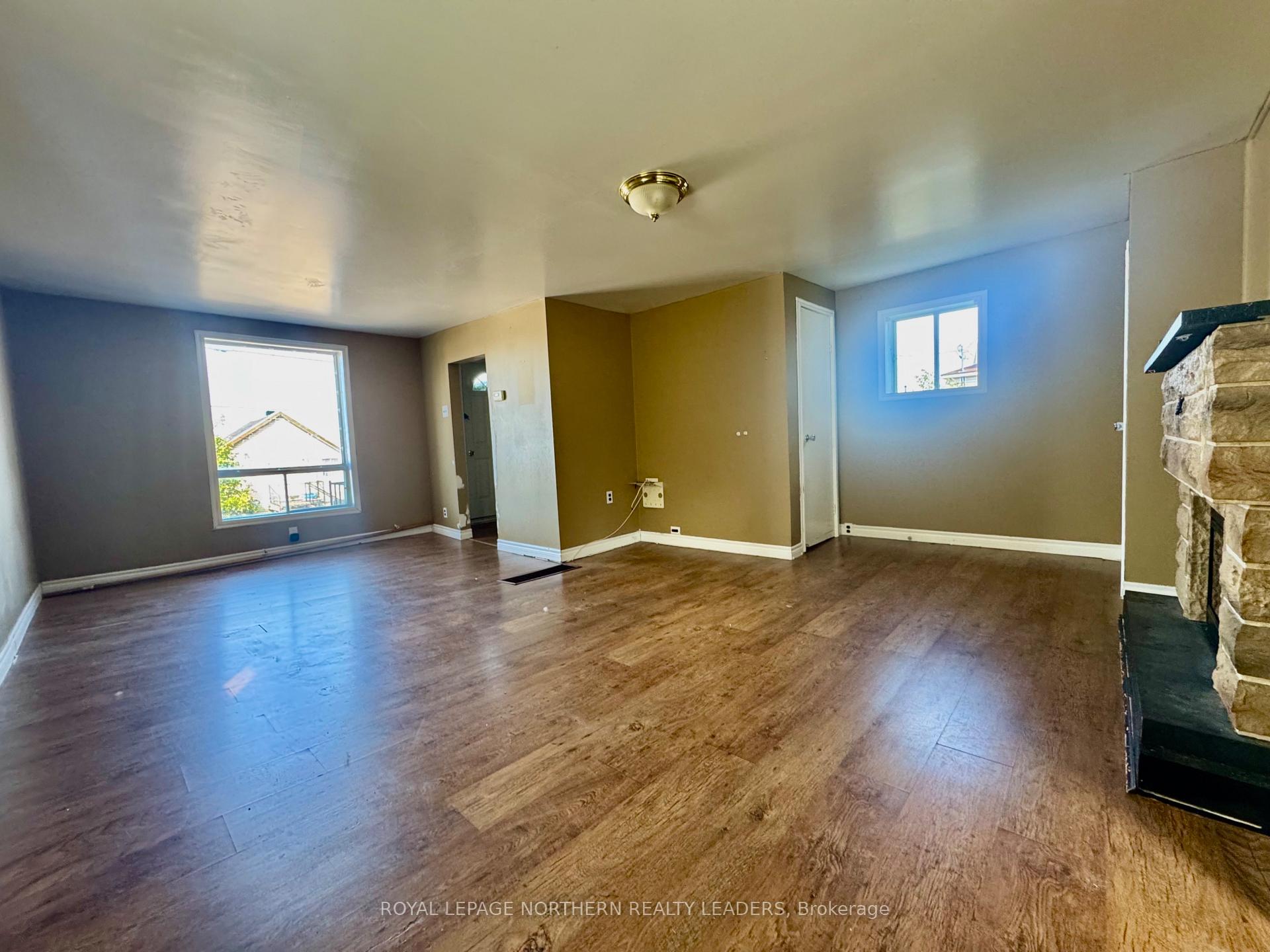 Photo 15 of 80 Fourth Avenue, Timmins, SCH - Main Area — HOMEH