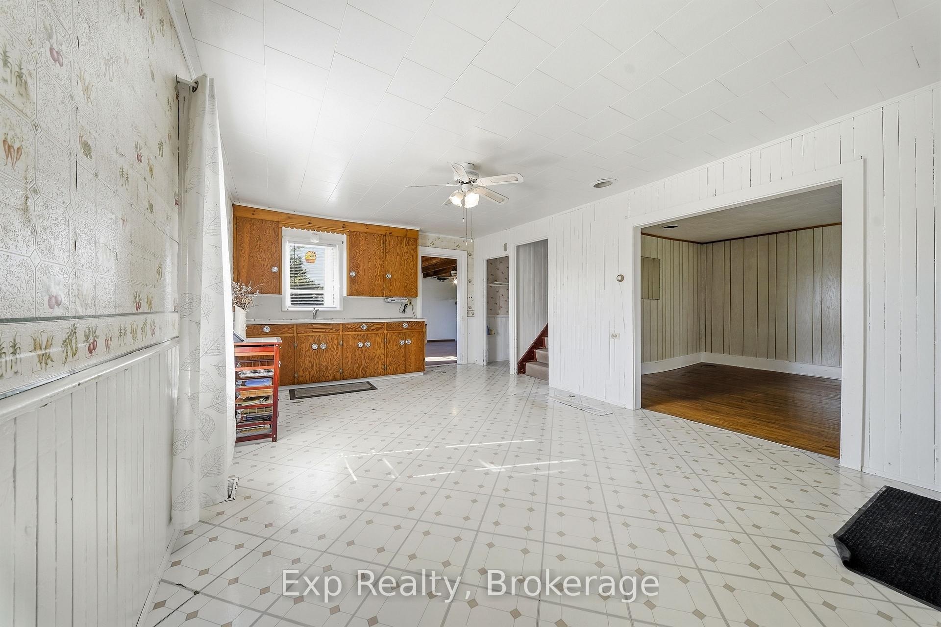 Photo 12 of 210 McCullough Road, Tyendinaga, Tyendinaga Township — HOMEH