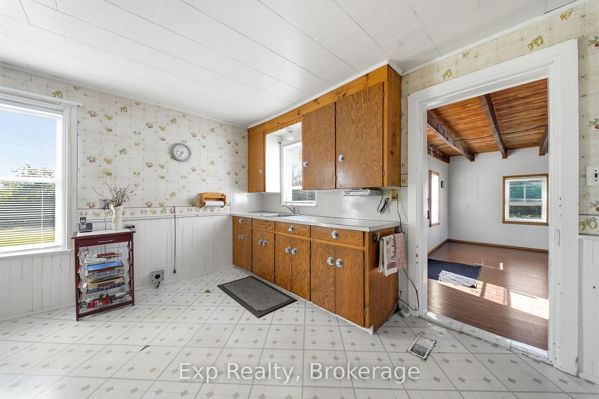 Photo 13 of 210 McCullough Road, Tyendinaga, Tyendinaga Township — HOMEH