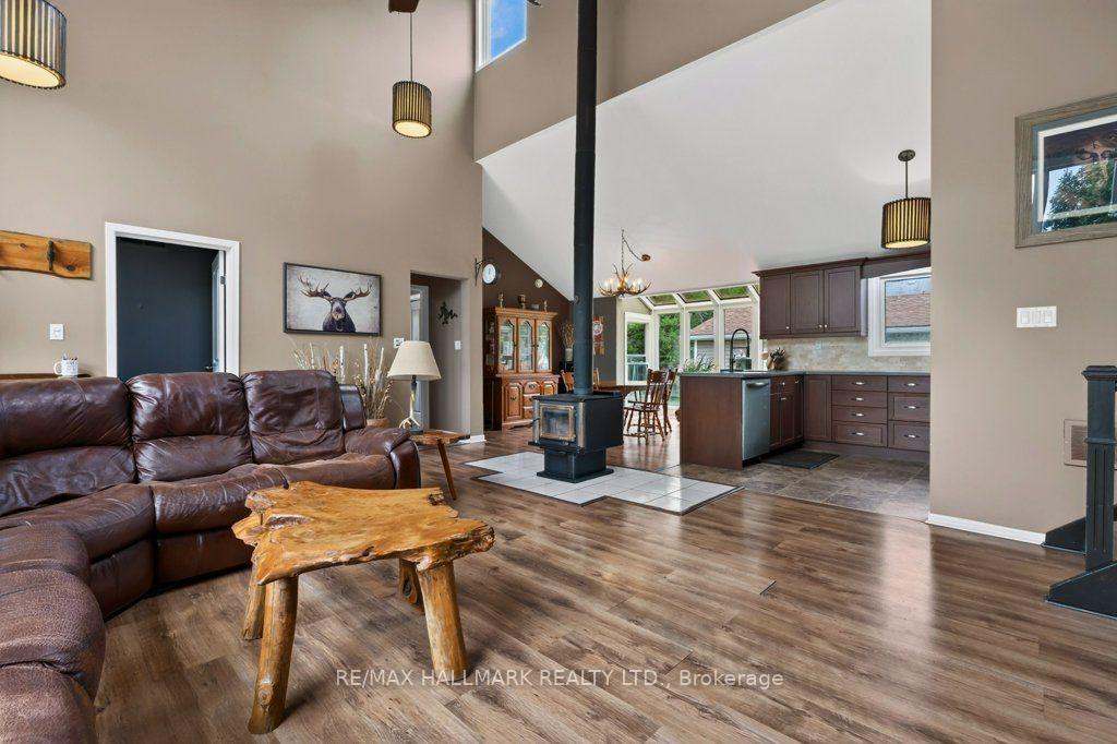 Photo 7 of 24 Kelly Street, Thorold, Port Robinson — HOMEH