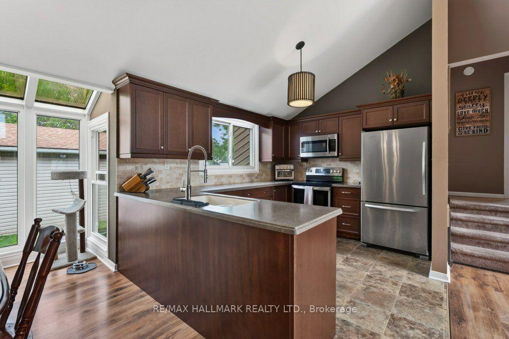 Photo 9 of 24 Kelly Street, Thorold, Port Robinson — HOMEH