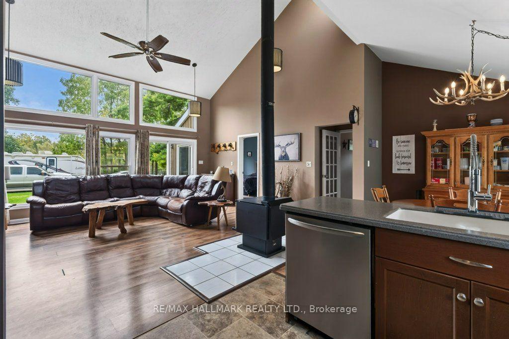 Photo 12 of 24 Kelly Street, Thorold, Port Robinson — HOMEH