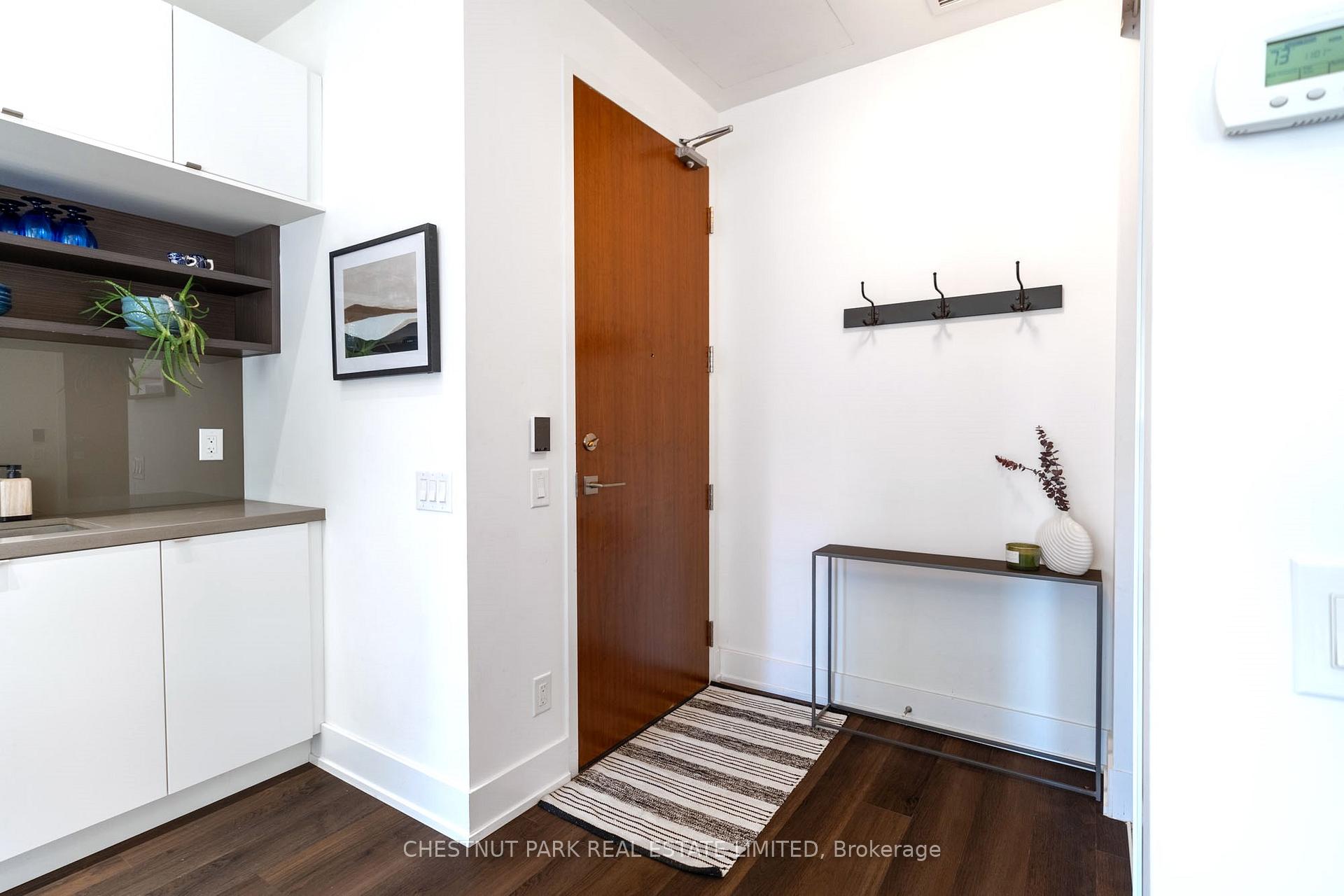 Photo 4 of Unit 320, 111 St Clair Avenue W, Toronto, Yonge-St. Clair — HOMEH