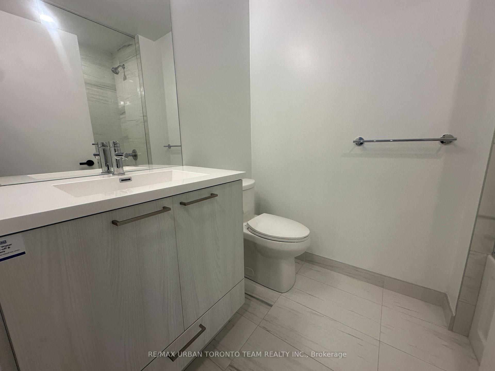 Photo 7 of Unit 6211, 225 Commerce St Street, Vaughan, Vaughan Corporate Centre — HOMEH