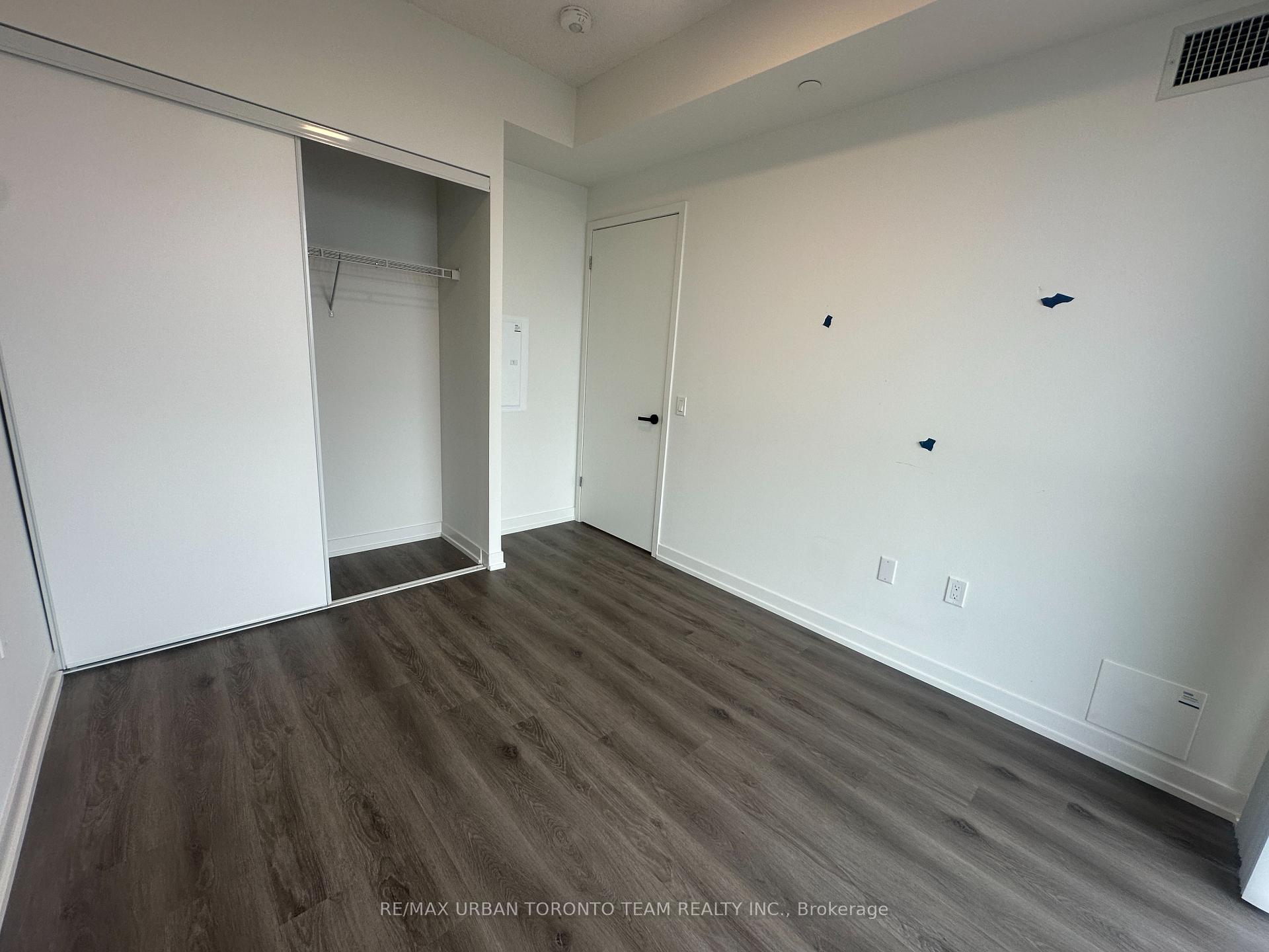 Photo 9 of Unit 6211, 225 Commerce St Street, Vaughan, Vaughan Corporate Centre — HOMEH