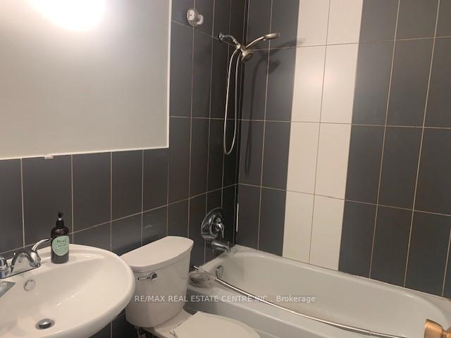 Photo 9 of Unit 4, 45 Raylawn Crescent, Halton Hills, Georgetown — HOMEH