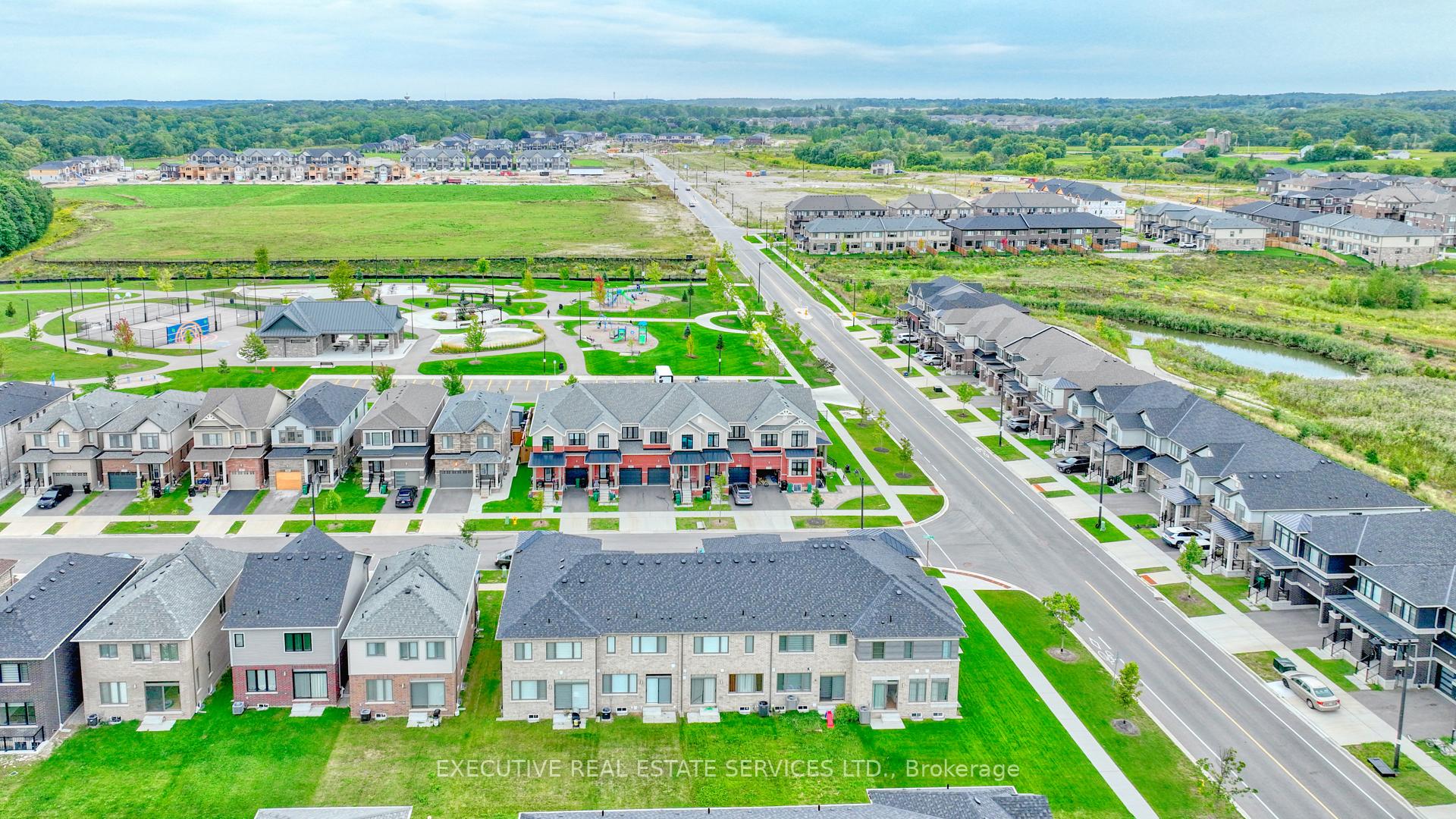 Photo 2 of 7 Crossmore Crescent, Cambridge, Westview — HOMEH