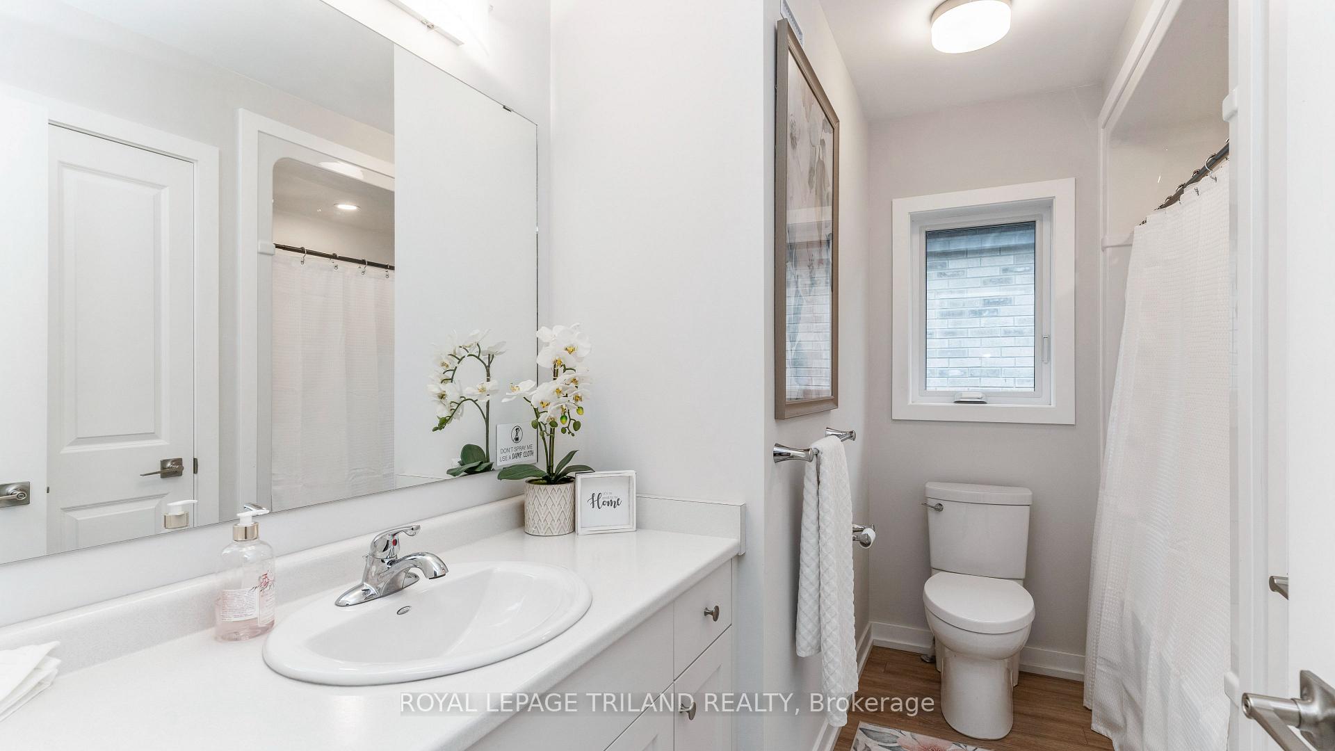 Photo 7 of 144 Empire Parkway, St. Thomas — HOMEH