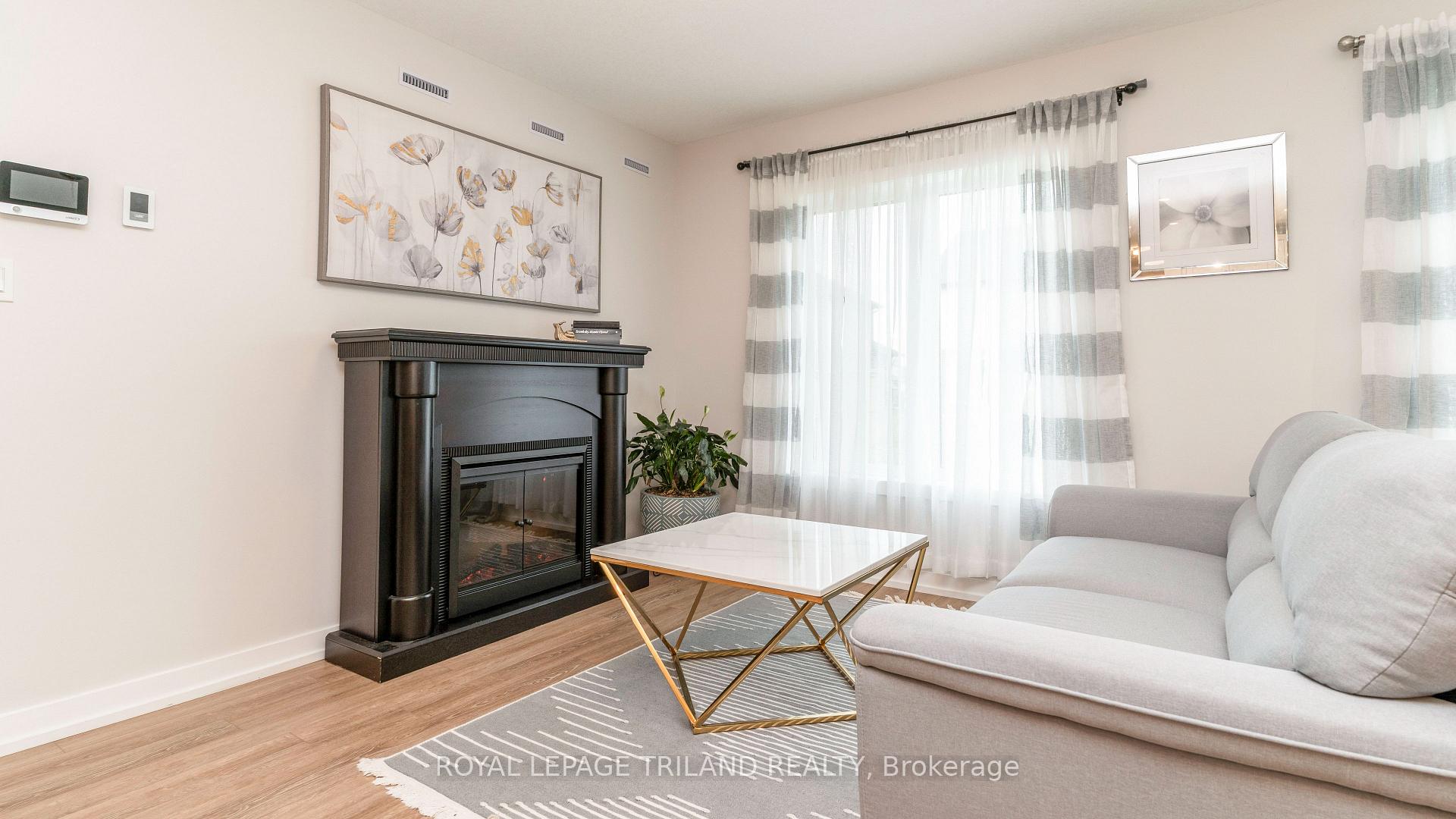 Photo 13 of 144 Empire Parkway, St. Thomas — HOMEH