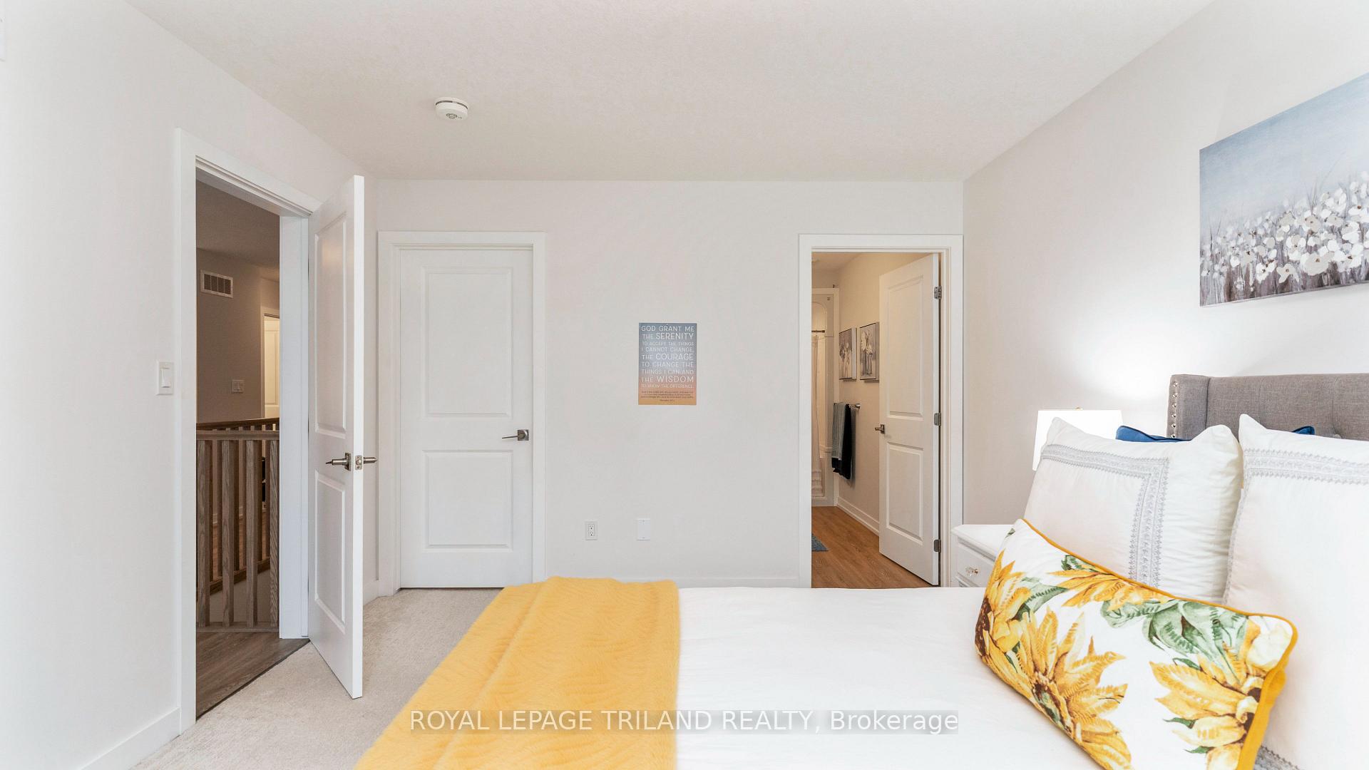 Photo 16 of 144 Empire Parkway, St. Thomas — HOMEH
