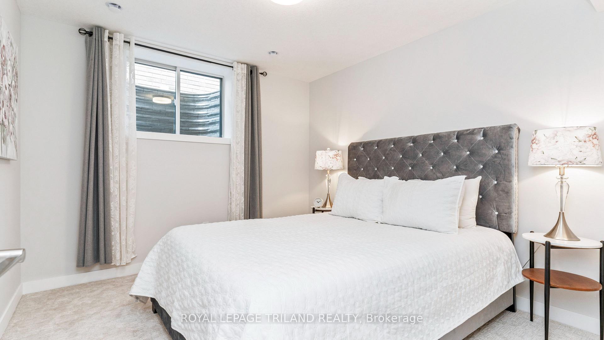 Photo 25 of 144 Empire Parkway, St. Thomas — HOMEH