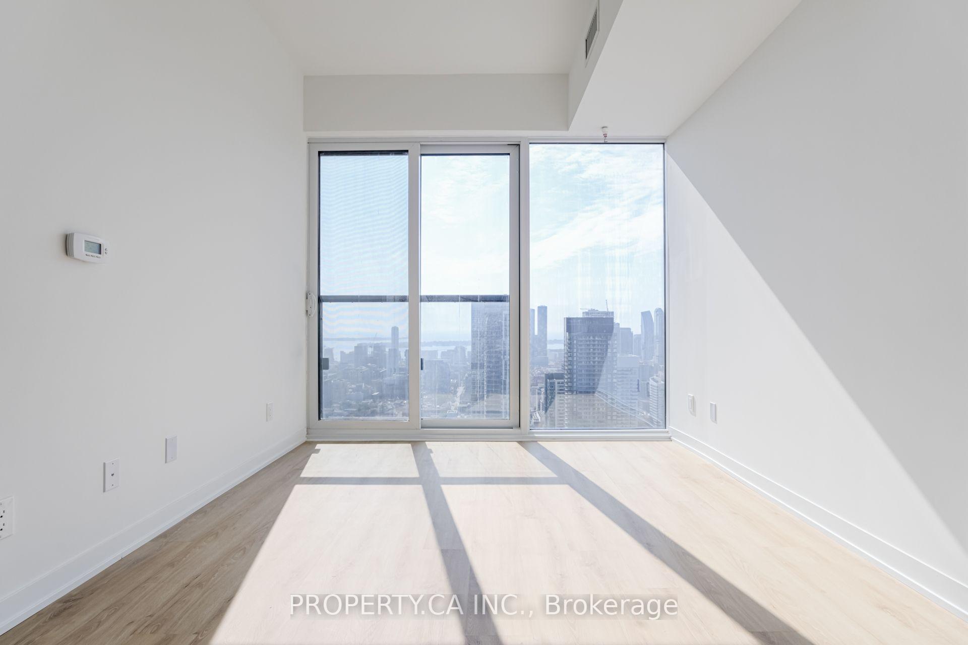 Photo 2 of Unit LPH16, 319 Jarvis Street, Toronto, Moss Park — HOMEH