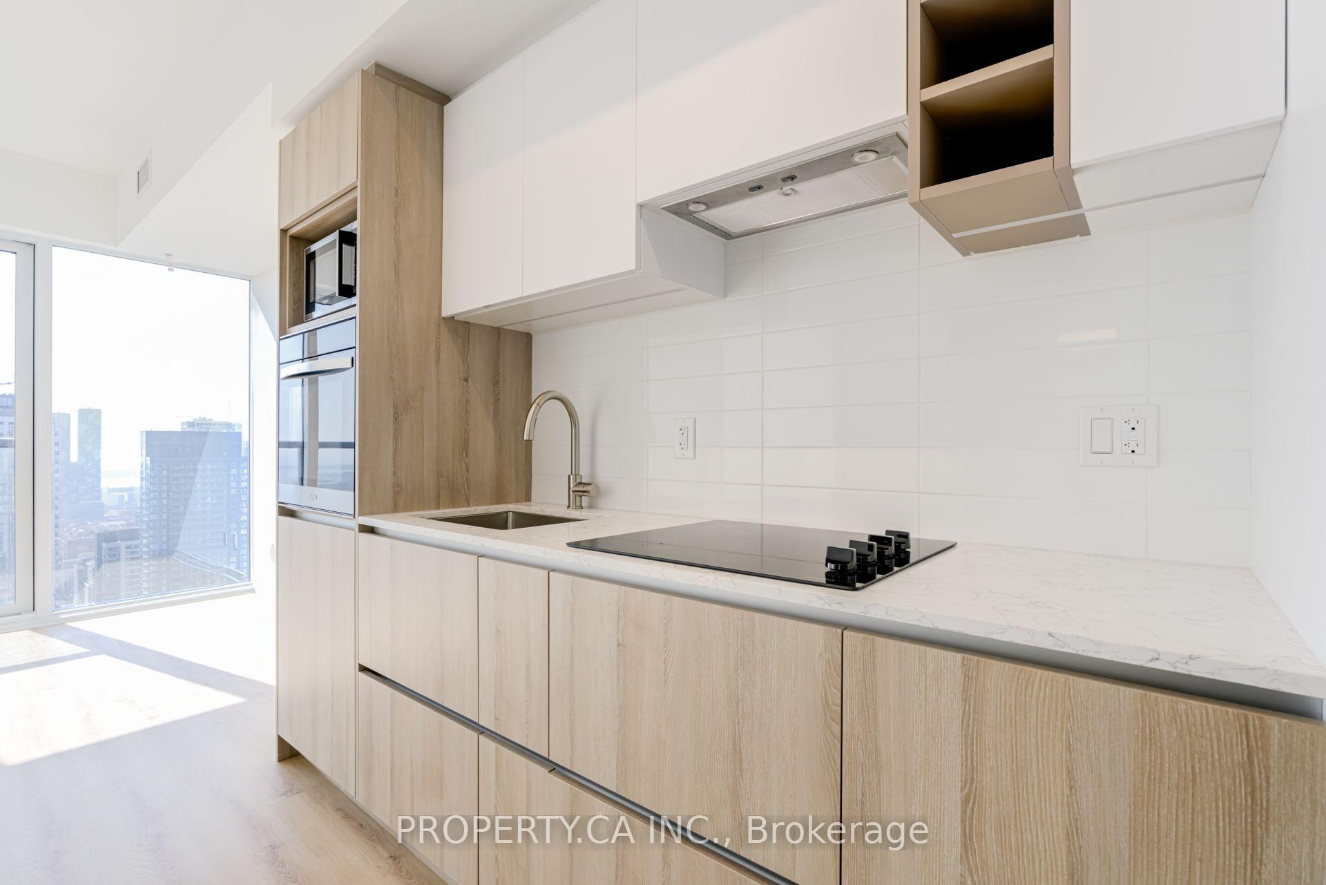 Photo 5 of Unit LPH16, 319 Jarvis Street, Toronto, Moss Park — HOMEH