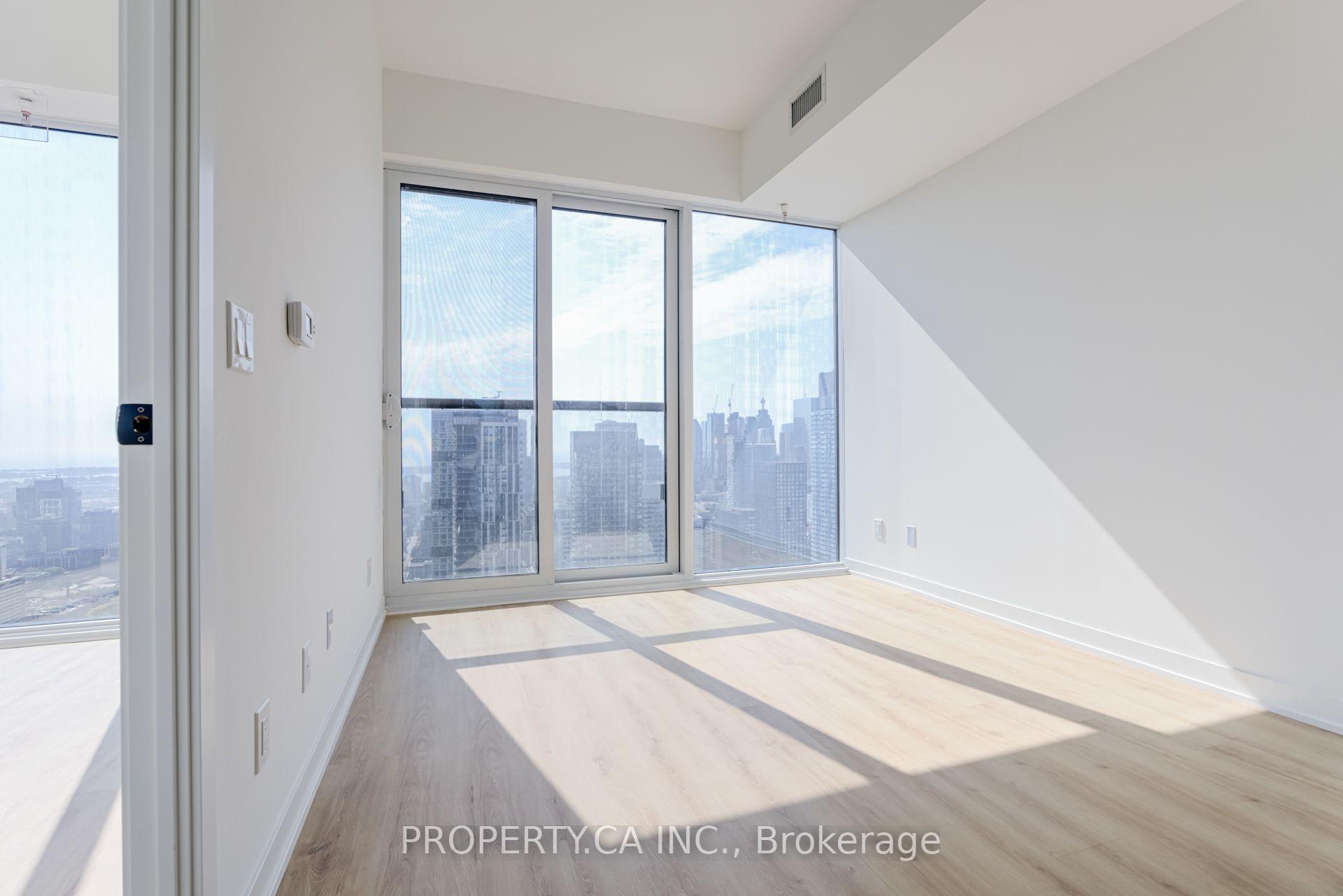 Photo 9 of Unit LPH16, 319 Jarvis Street, Toronto, Moss Park — HOMEH