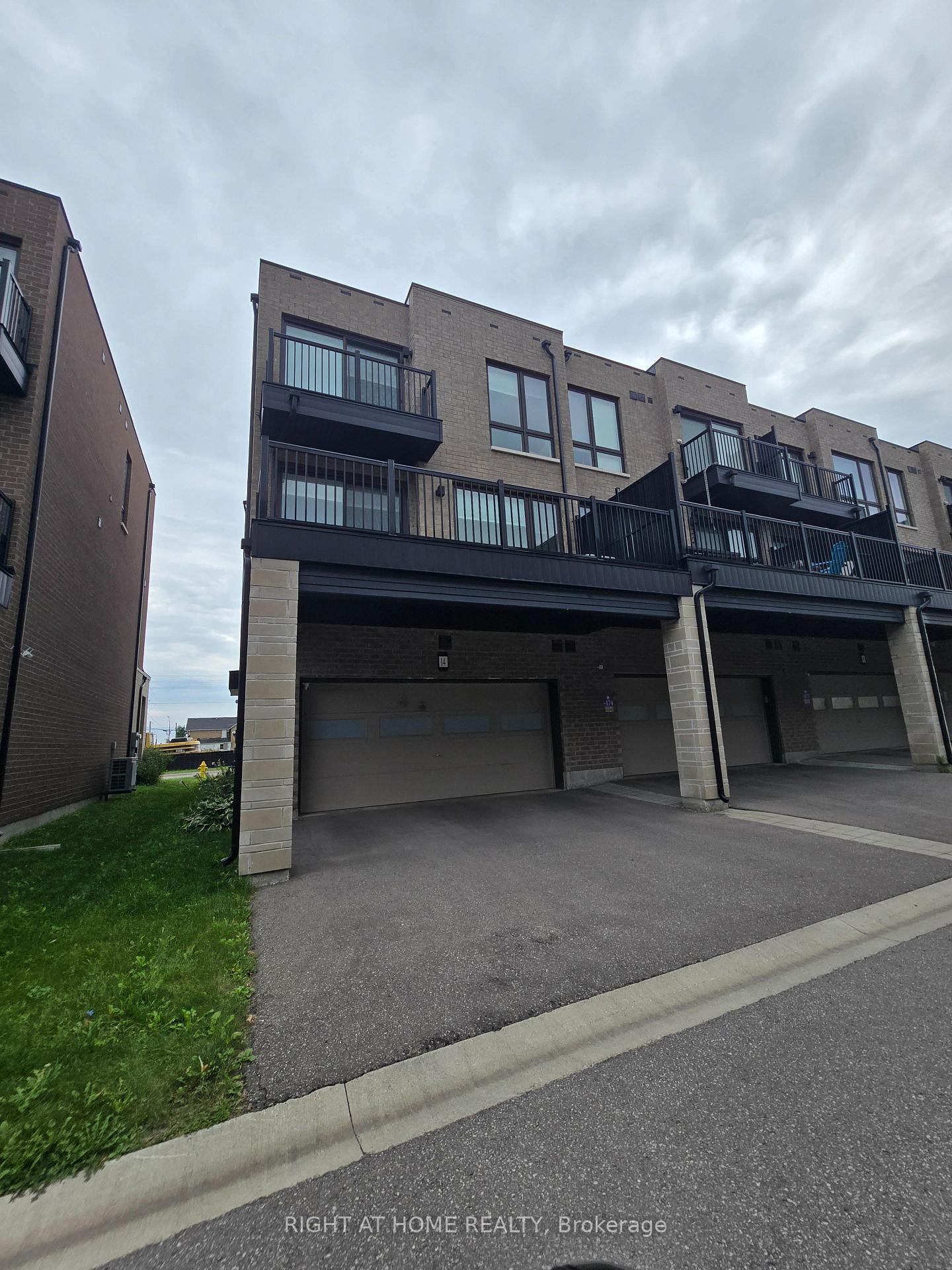 Photo 2 of 14 Concetta Conte Avenue, Markham, Victoria Square — HOMEH