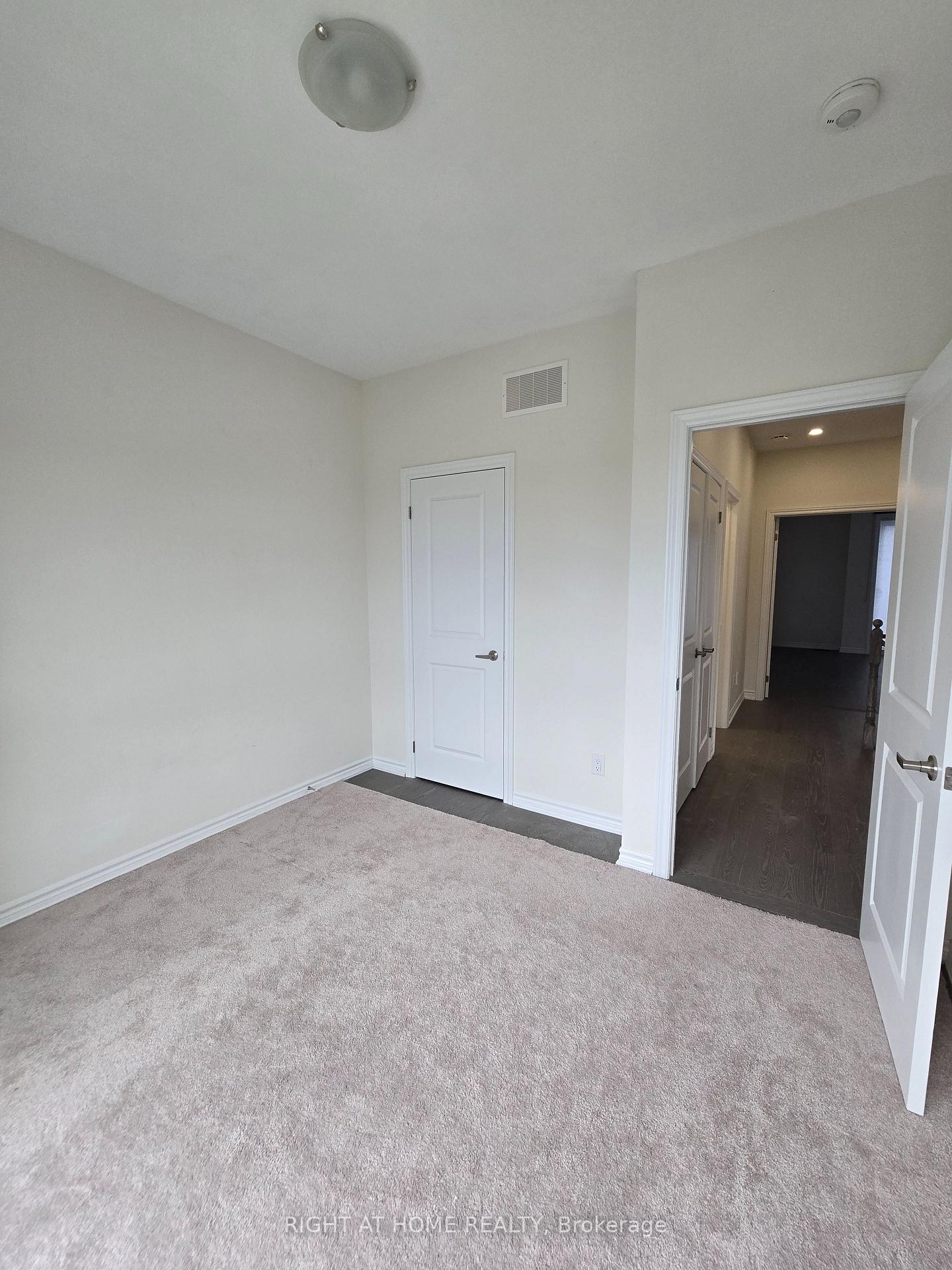 Photo 19 of 14 Concetta Conte Avenue, Markham, Victoria Square — HOMEH