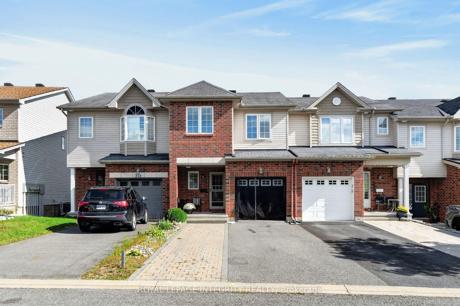 Photo of 343 Rolling Meadow Crescent