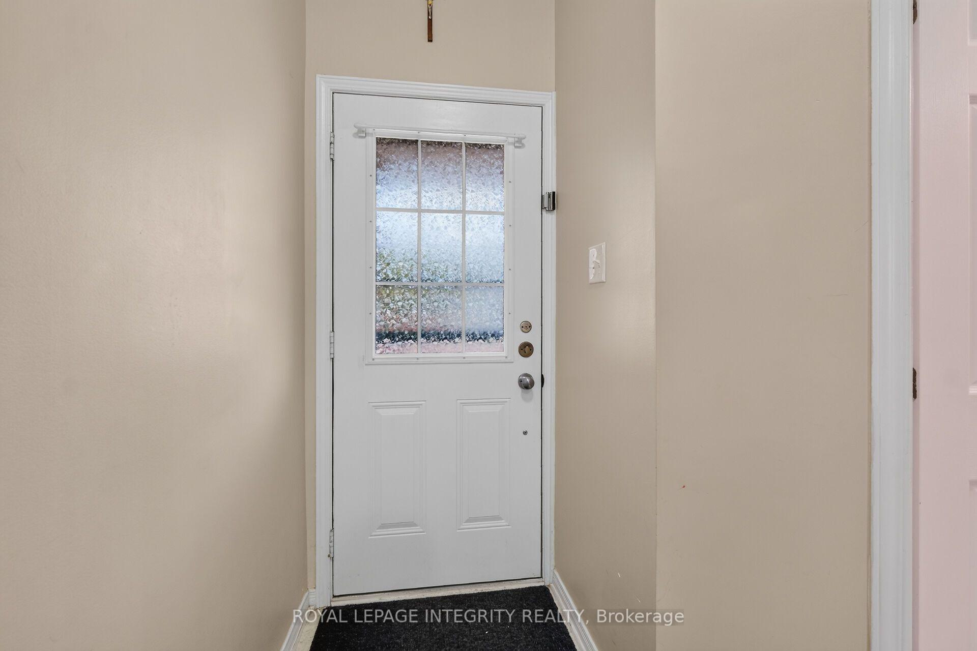 Photo 6 of 343 Rolling Meadow Crescent, Ottawa, Mer Bleue/Bradley Estates/Anderson Park — HOMEH