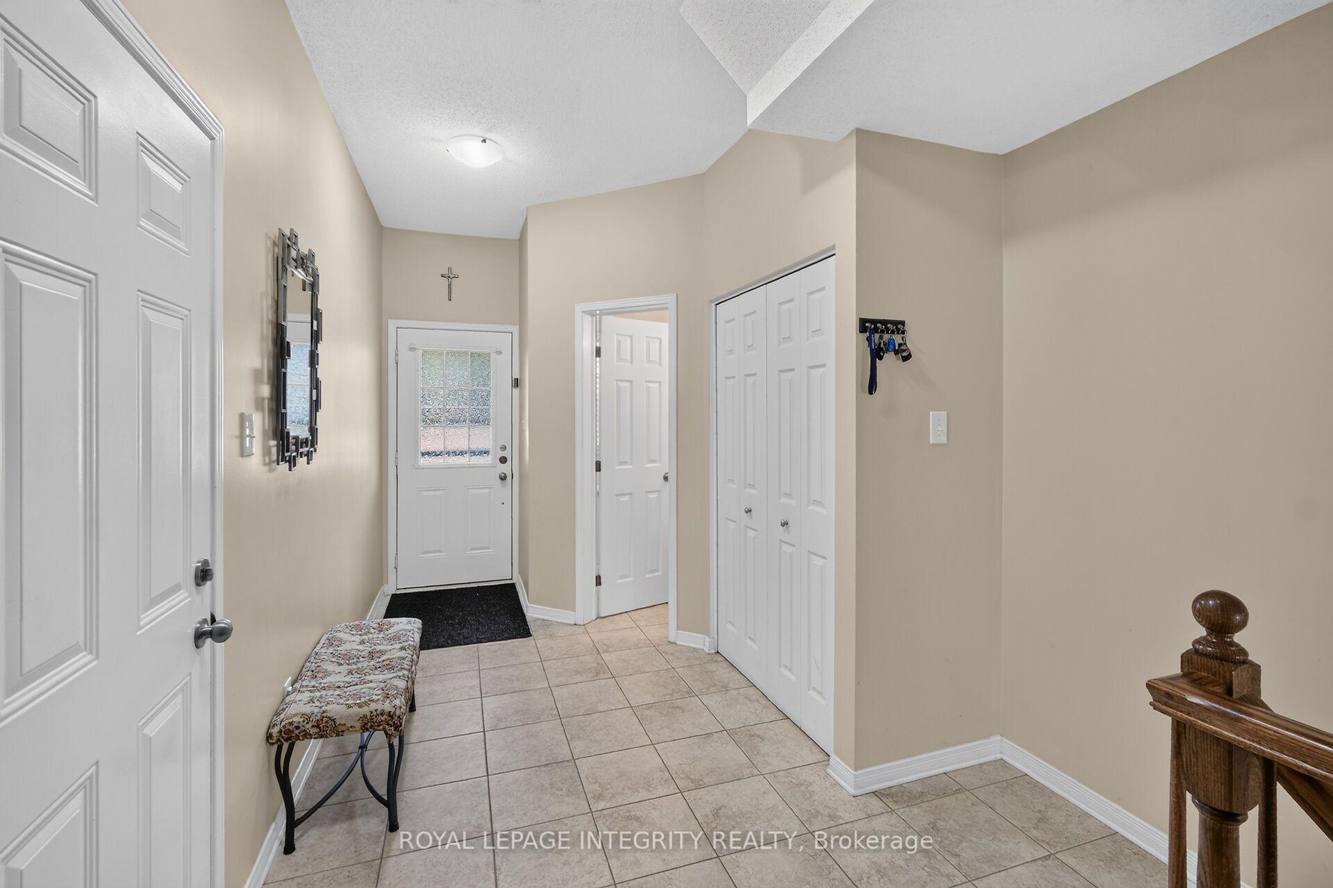 Photo 7 of 343 Rolling Meadow Crescent, Ottawa, Mer Bleue/Bradley Estates/Anderson Park — HOMEH