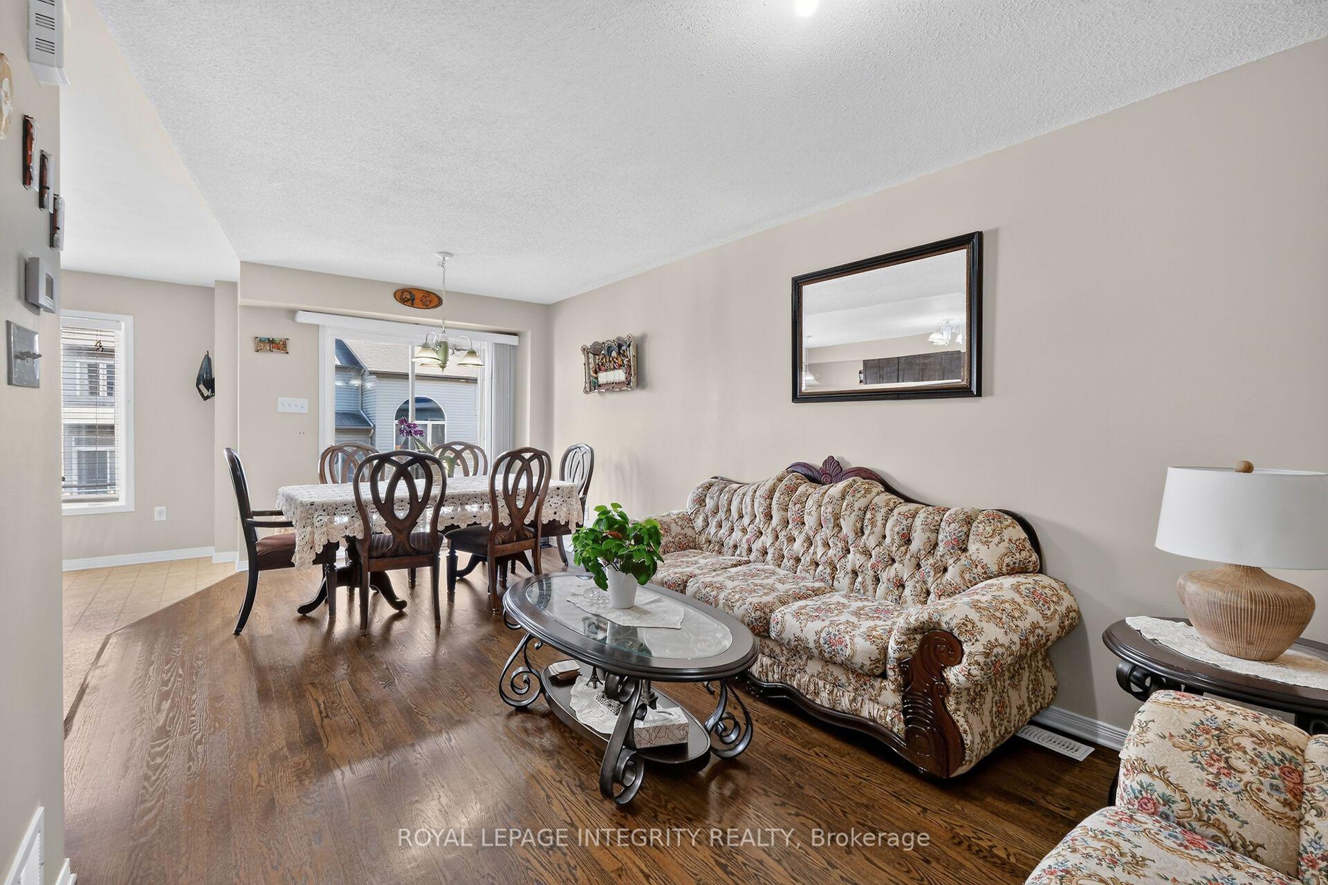 Photo 9 of 343 Rolling Meadow Crescent, Ottawa, Mer Bleue/Bradley Estates/Anderson Park — HOMEH