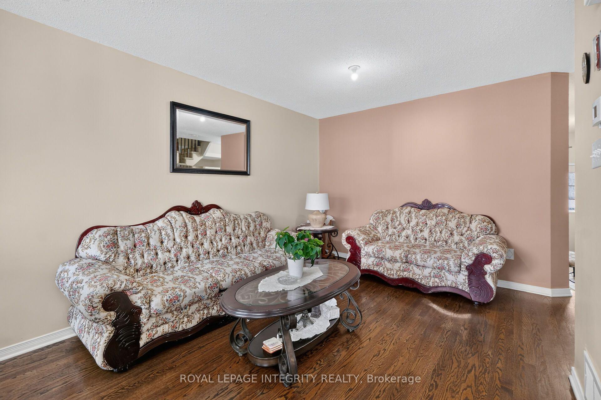 Photo 10 of 343 Rolling Meadow Crescent, Ottawa, Mer Bleue/Bradley Estates/Anderson Park — HOMEH