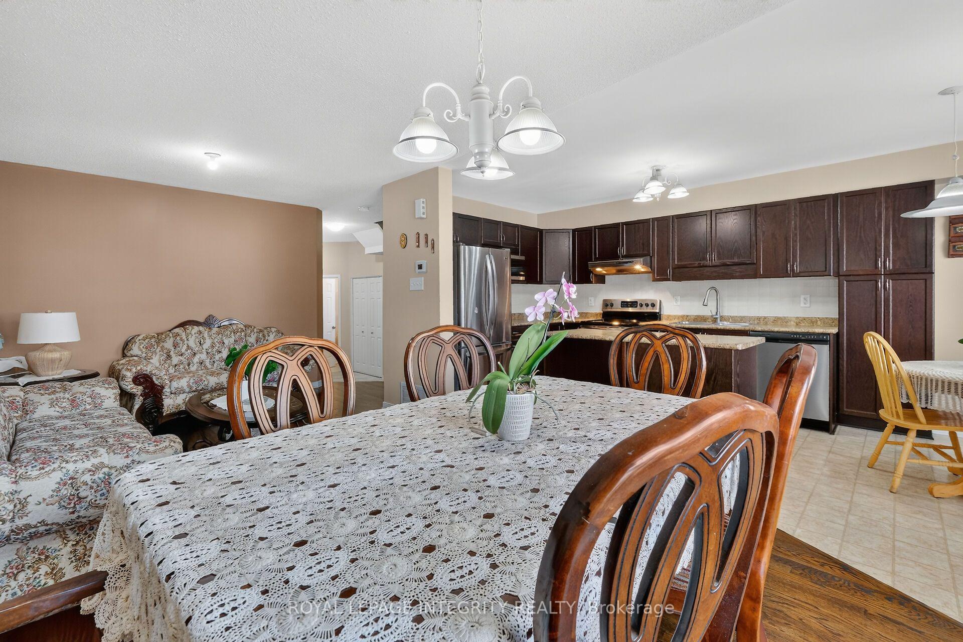 Photo 14 of 343 Rolling Meadow Crescent, Ottawa, Mer Bleue/Bradley Estates/Anderson Park — HOMEH