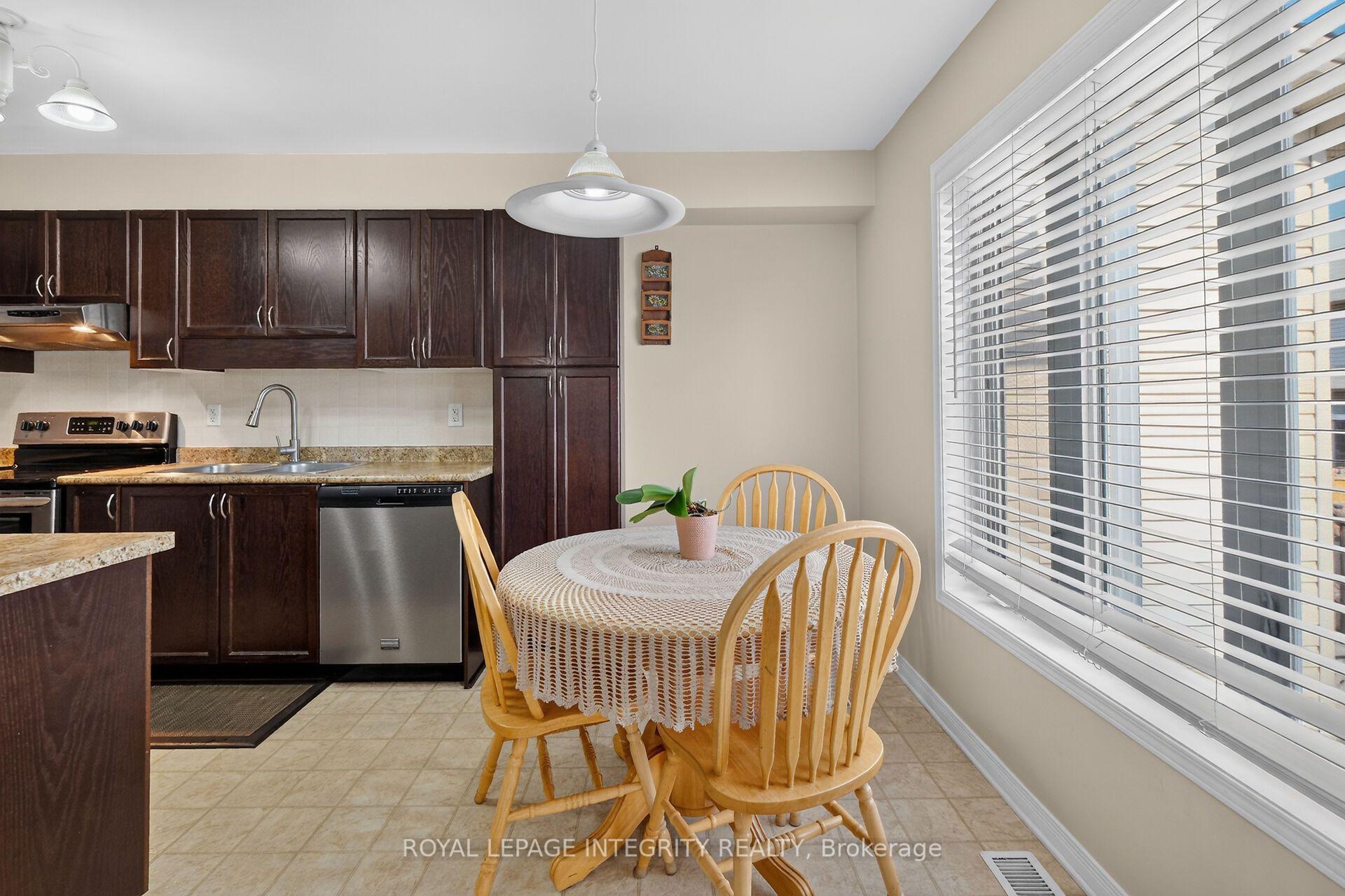 Photo 15 of 343 Rolling Meadow Crescent, Ottawa, Mer Bleue/Bradley Estates/Anderson Park — HOMEH