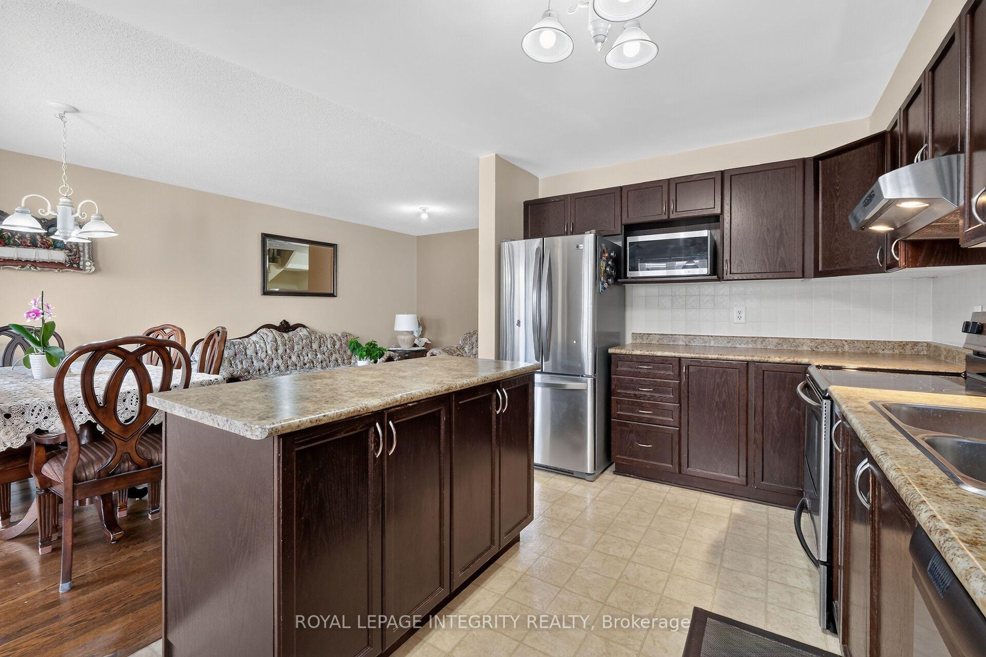 Photo 18 of 343 Rolling Meadow Crescent, Ottawa, Mer Bleue/Bradley Estates/Anderson Park — HOMEH
