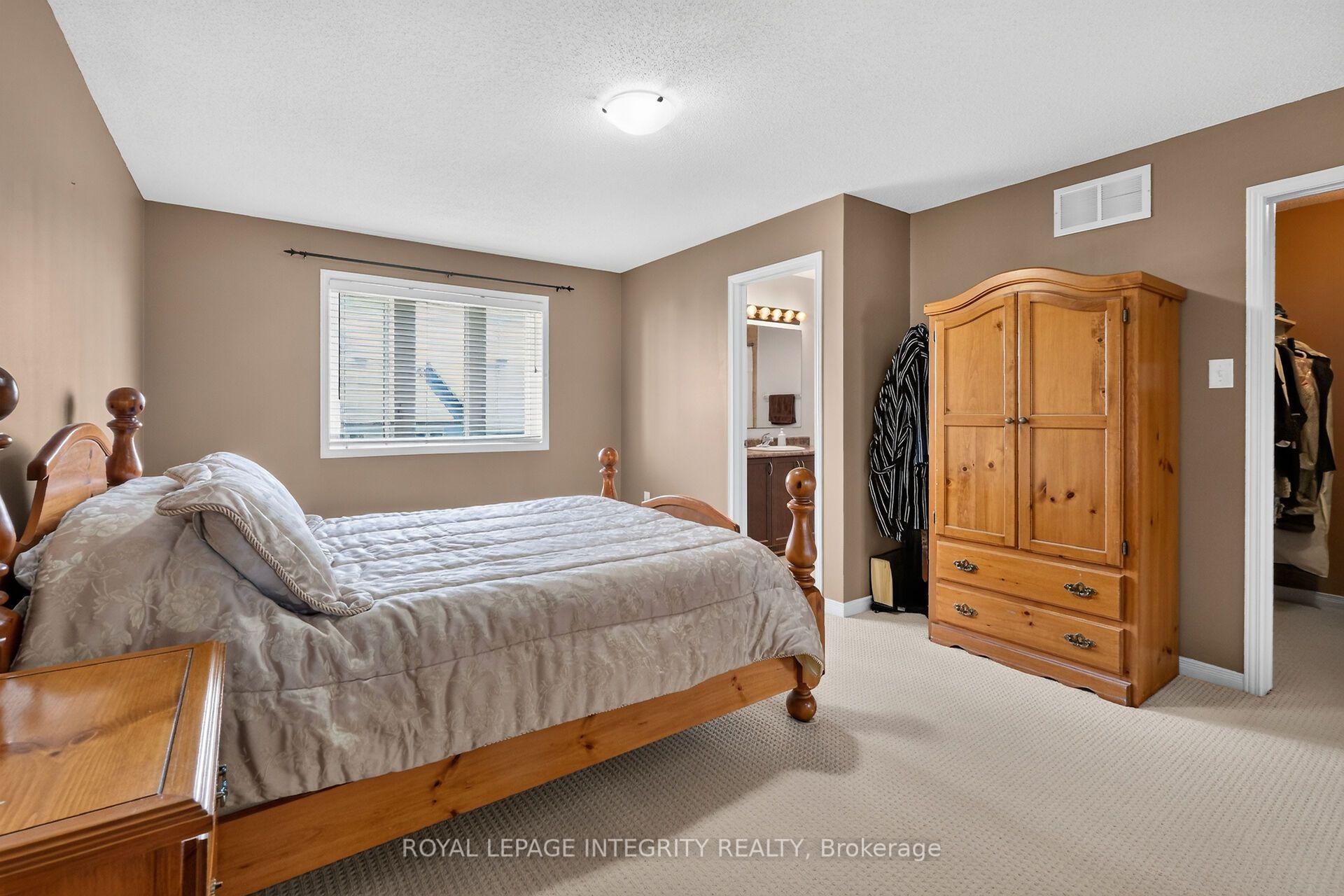 Photo 33 of 343 Rolling Meadow Crescent, Ottawa, Mer Bleue/Bradley Estates/Anderson Park — HOMEH