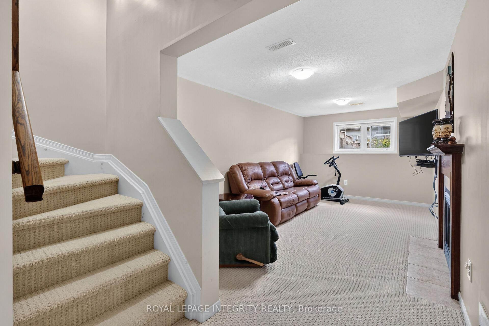 Photo 40 of 343 Rolling Meadow Crescent, Ottawa, Mer Bleue/Bradley Estates/Anderson Park — HOMEH