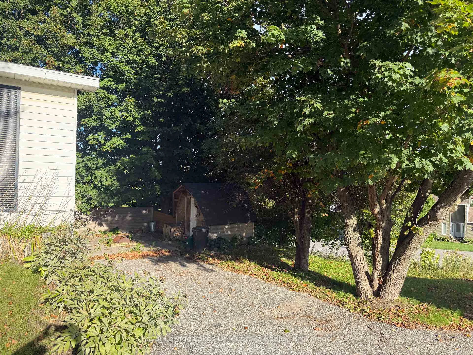 Photo 7 of 3 Wellington Street, Bracebridge — HOMEH