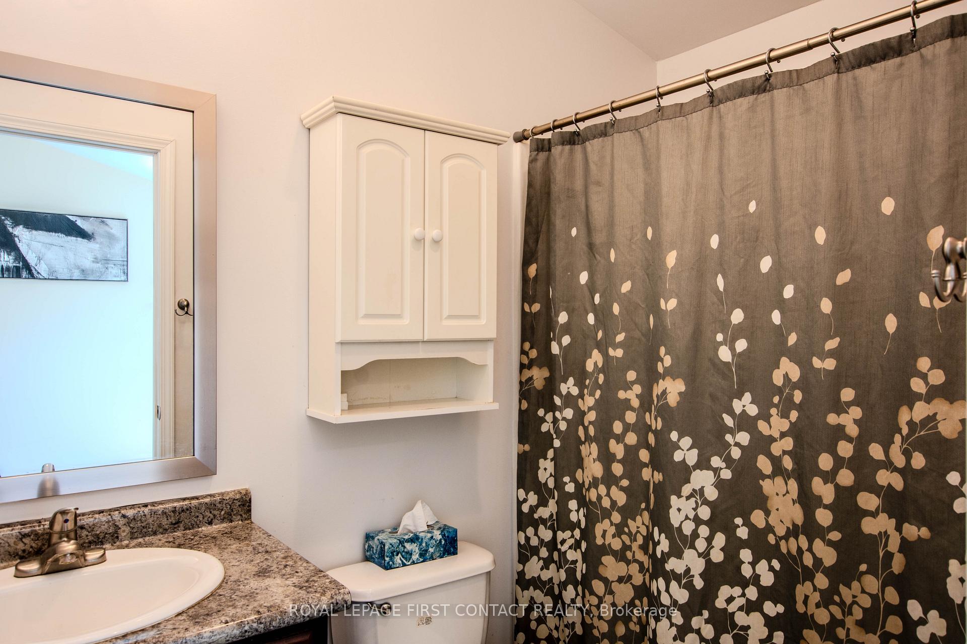 Photo 13 of 23 Georgian Glen Drive, Wasaga Beach — HOMEH